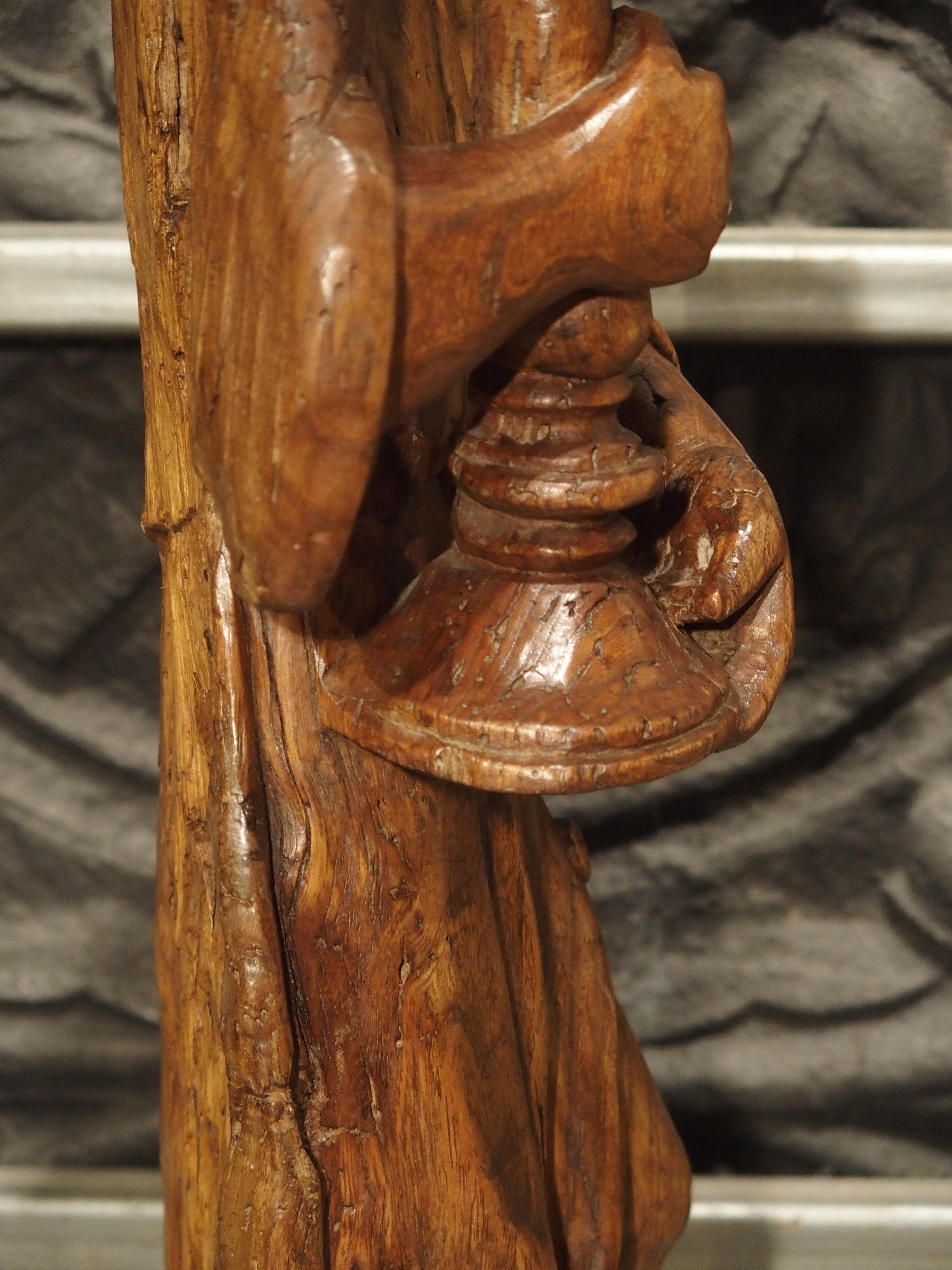 Pair of French 17th Century Angel Candle Holders in Carved Elmwood For Sale 8