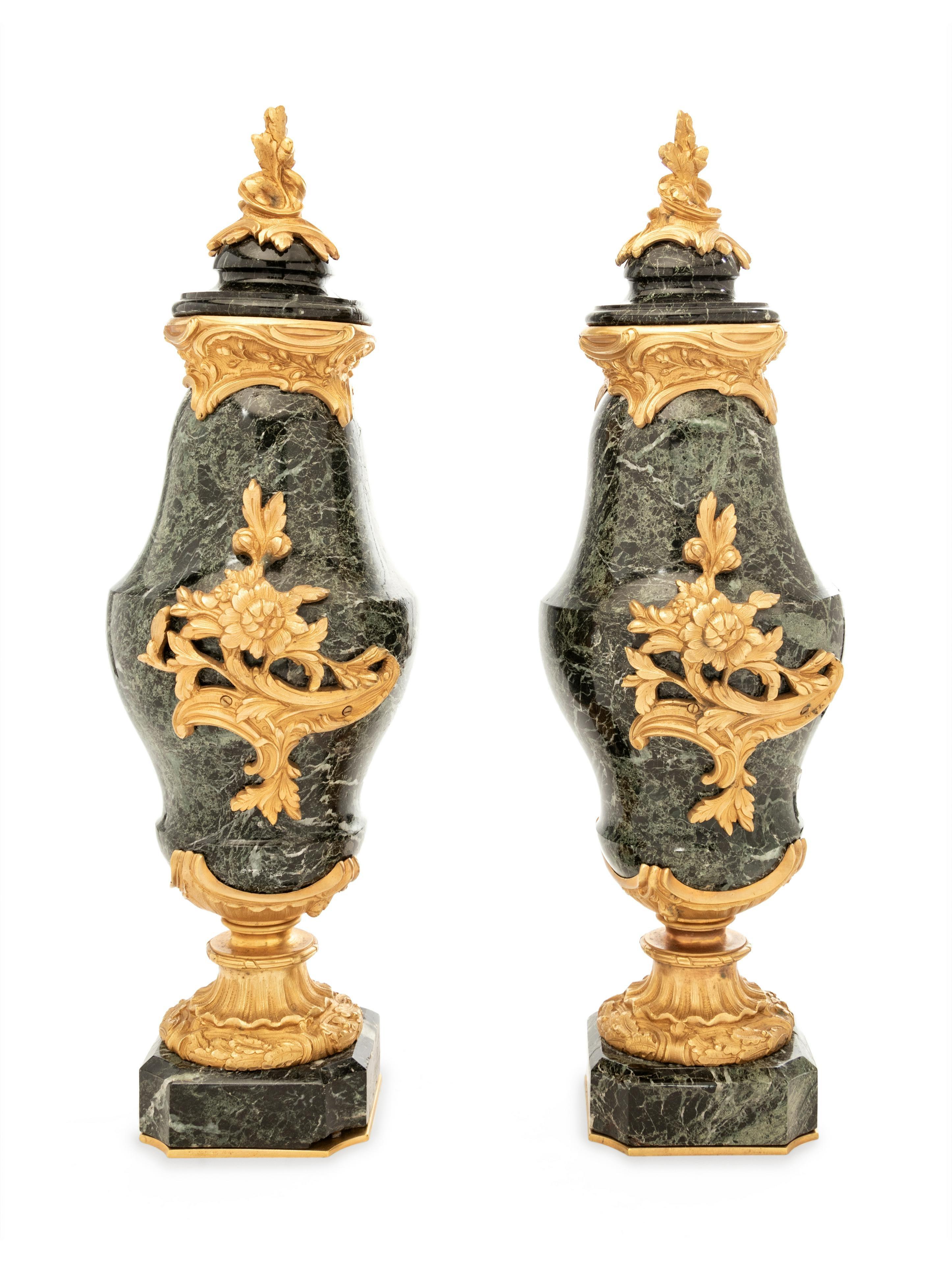 Pair of French 19th Century Classical Marble and Gilt Bronze Urns In Good Condition In Dallas, TX