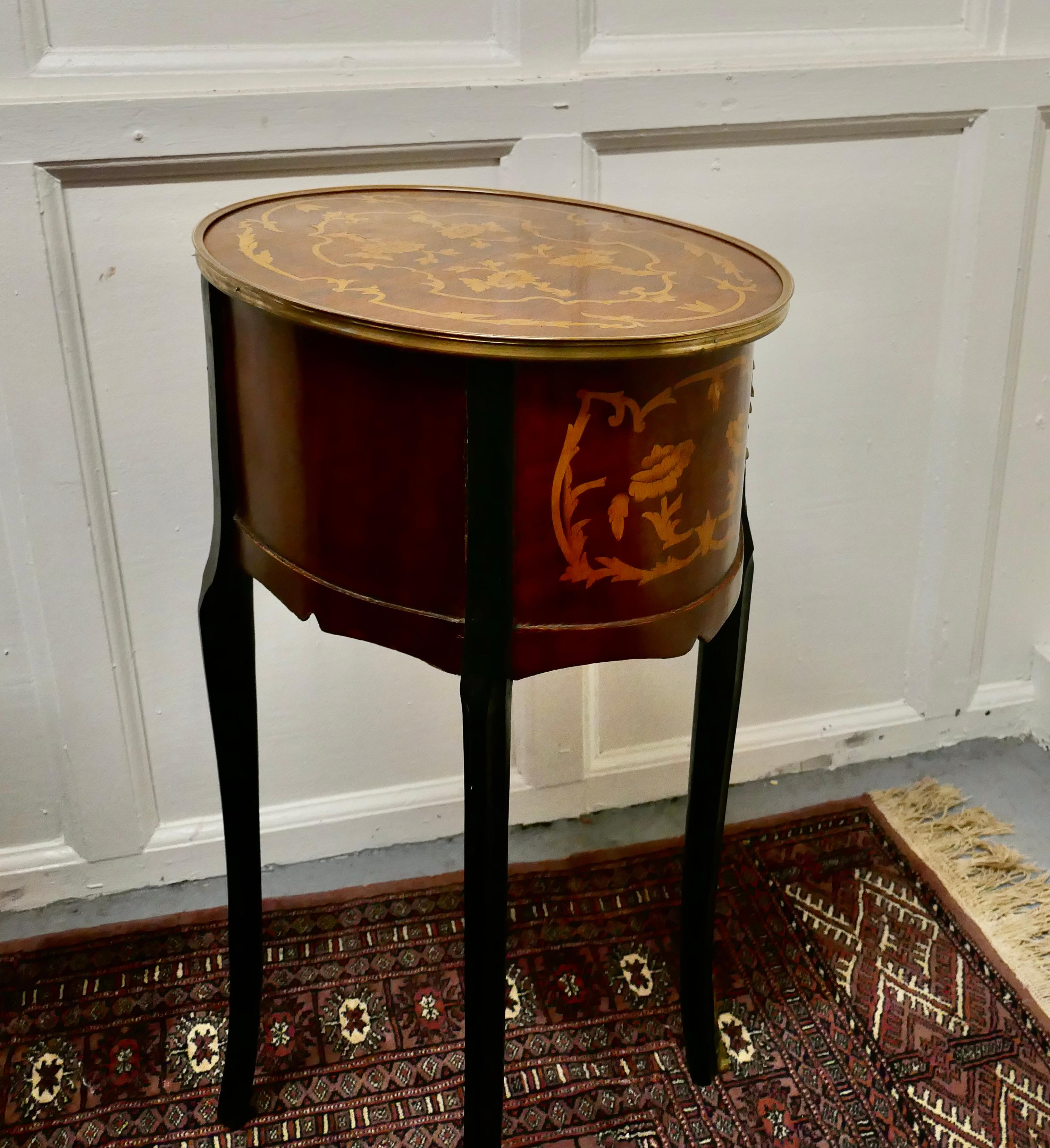 Pair of French 19th Century Inlaid Side Tables or Bedside Cabinets In Good Condition In Godshill, Isle of Wight