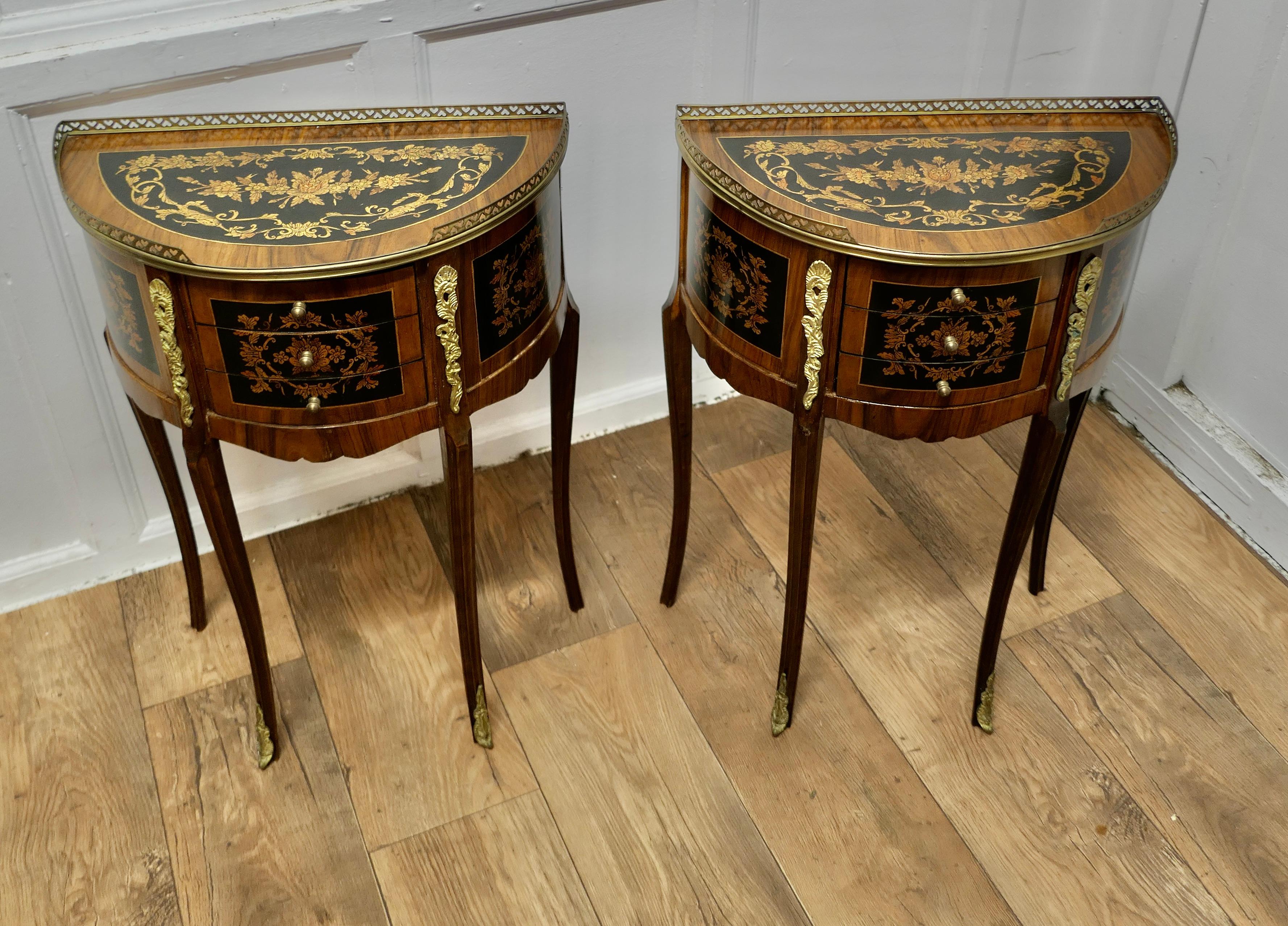 Late 19th Century A Pair of French 19th Century Leaf Design Small Side Tables or Bedside Cabinets 