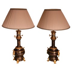 Paire de lampes à huile françaises de style modéré du 19ème siècle