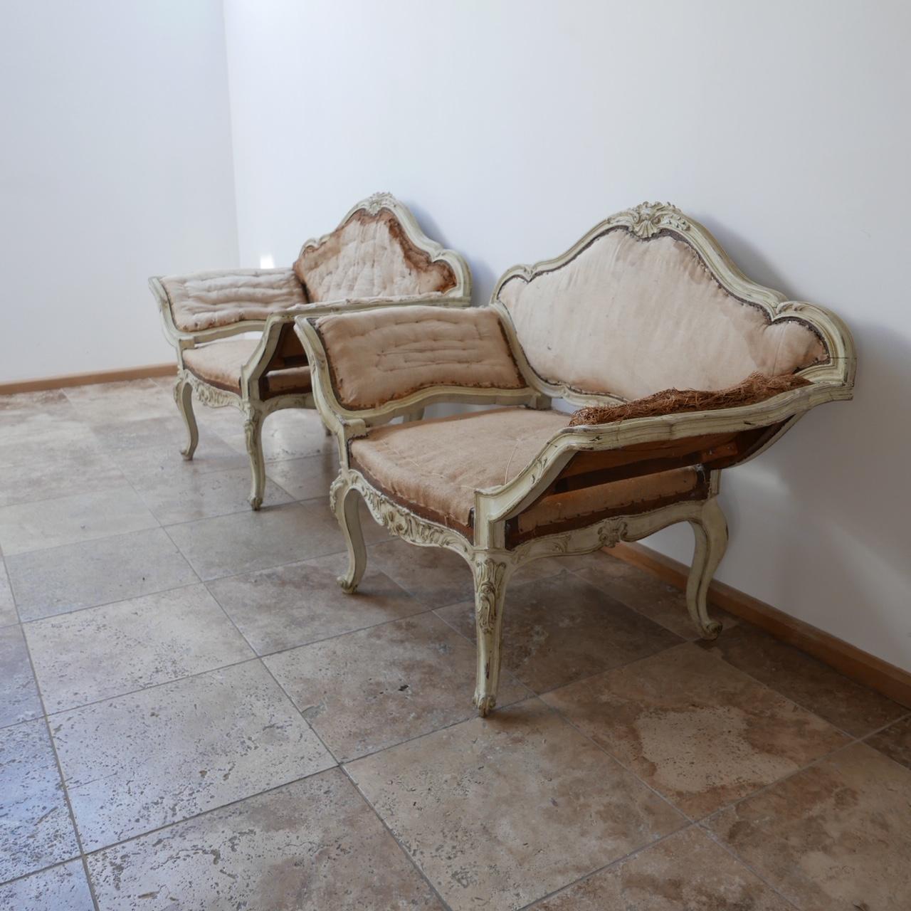 Paar französische antike Sessel (Holz) im Angebot