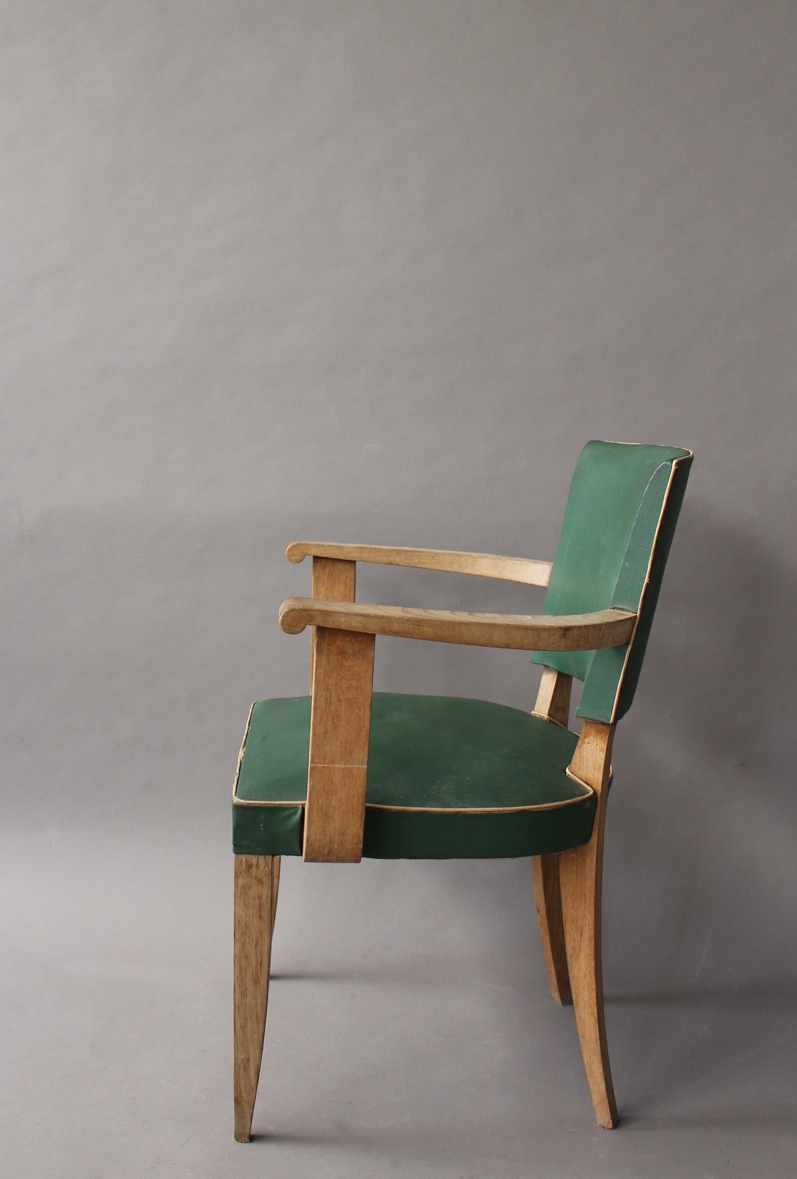 Paar französische Art-Déco-Sessel (Französisch) im Angebot