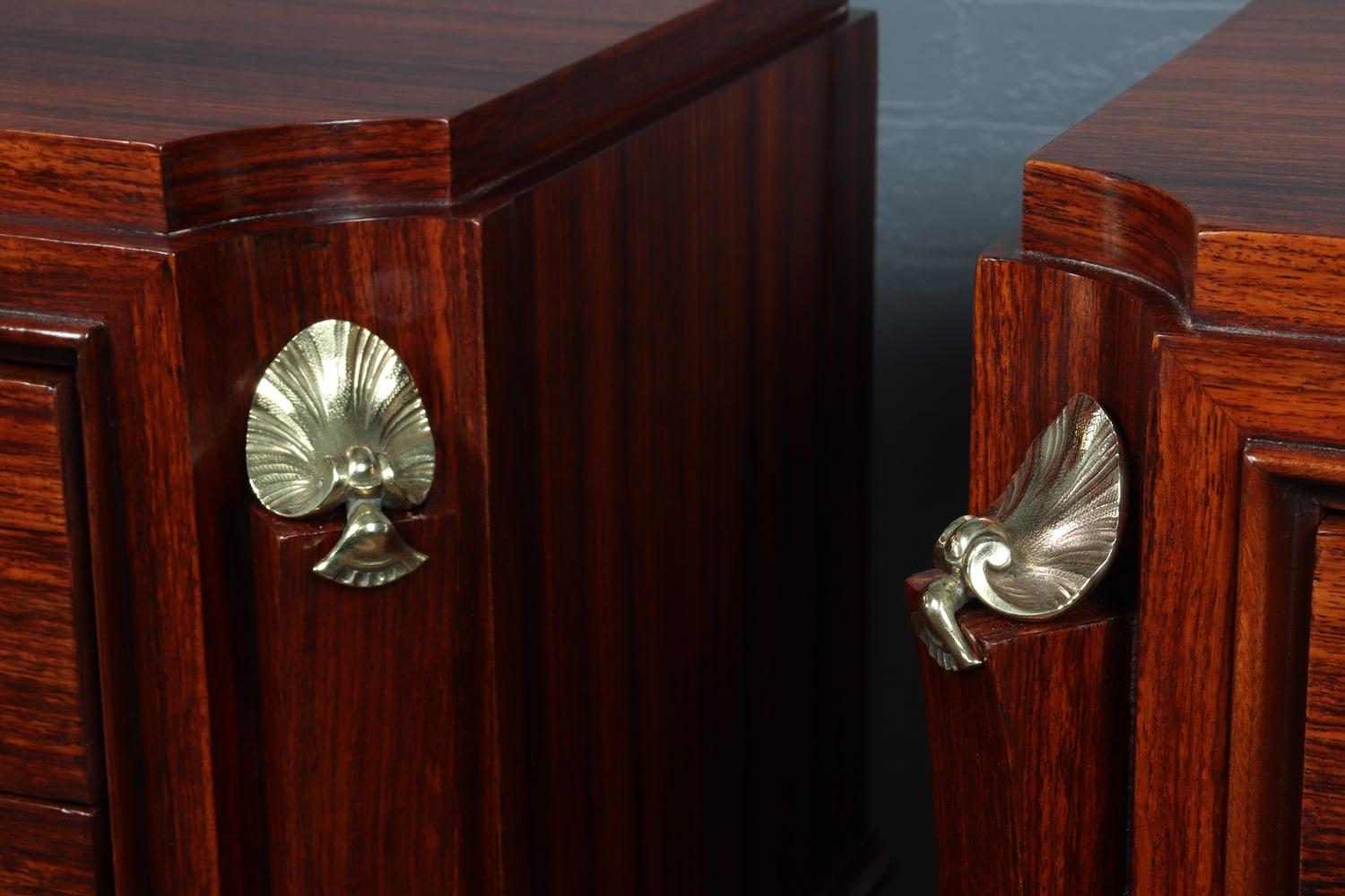 Wood Pair of French Art Deco Bedside Chests For Sale