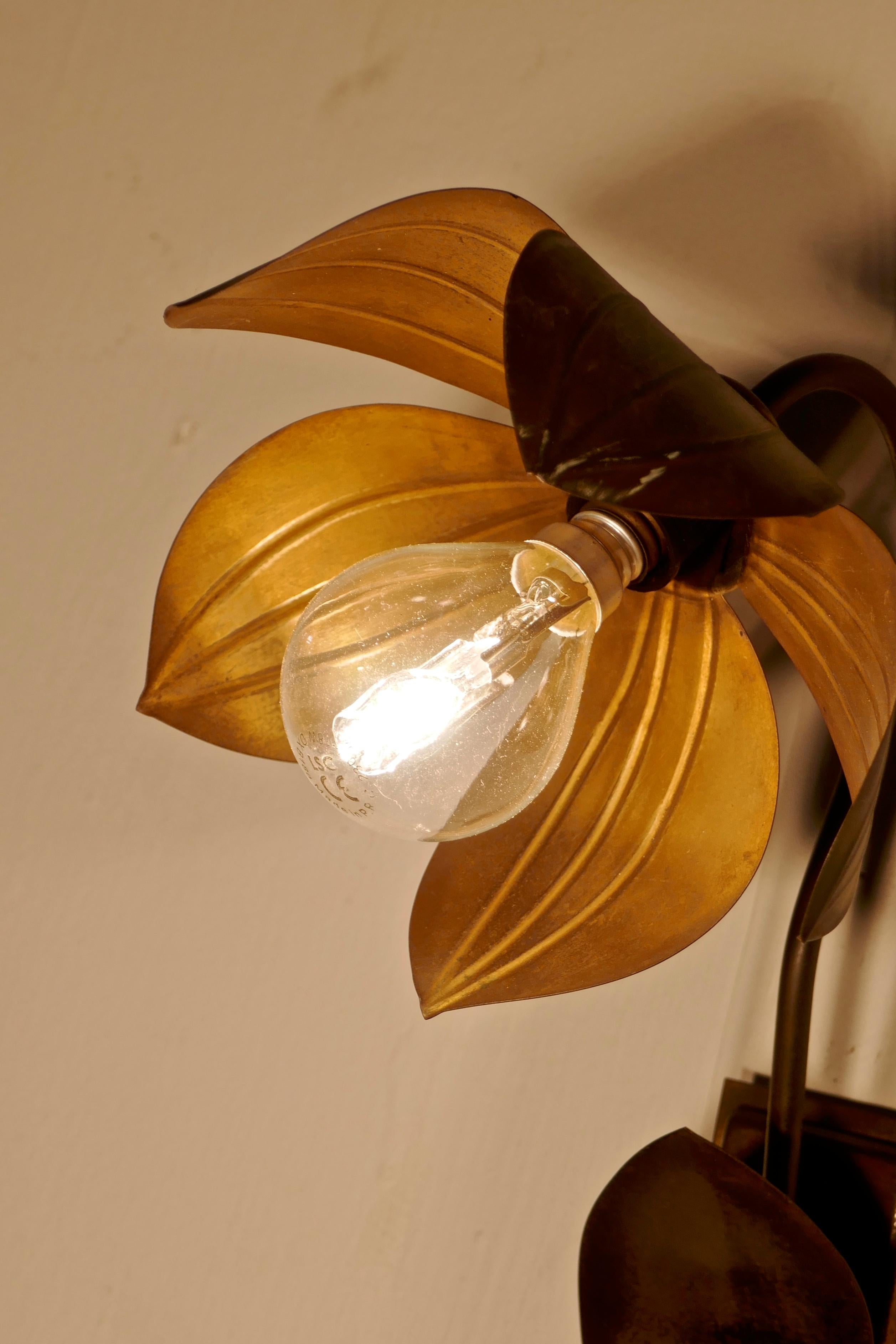 Pair of French Art Deco Toleware Sunflower Wall Lights In Good Condition In Chillerton, Isle of Wight