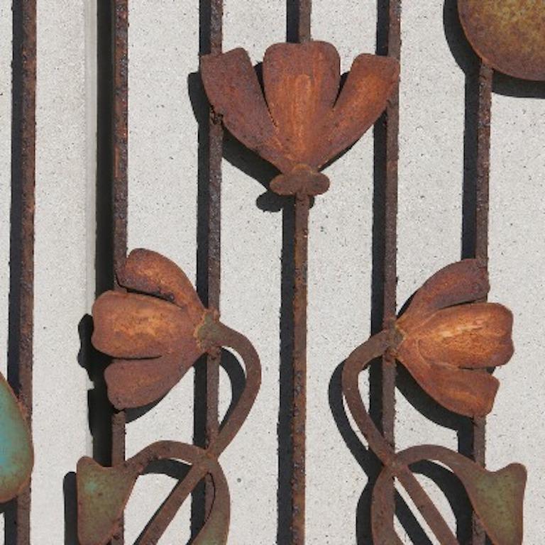 Painted Pair of French Art Nouveau Wrought Iron Garden Gates, Early 20th Century For Sale