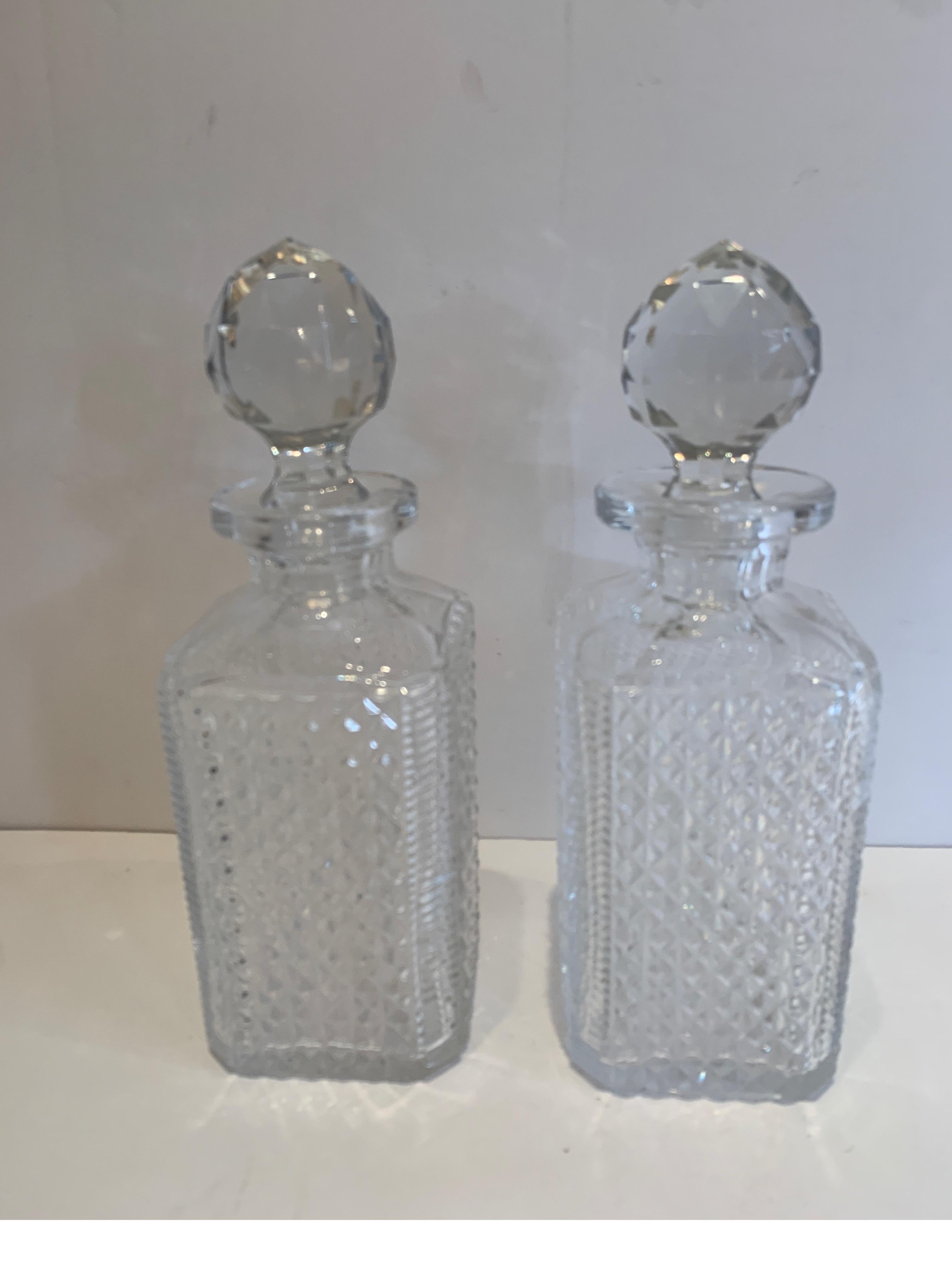 Pair of French Baccarat Cut Crystal Decanters, Early 20th Century In Good Condition In Lambertville, NJ