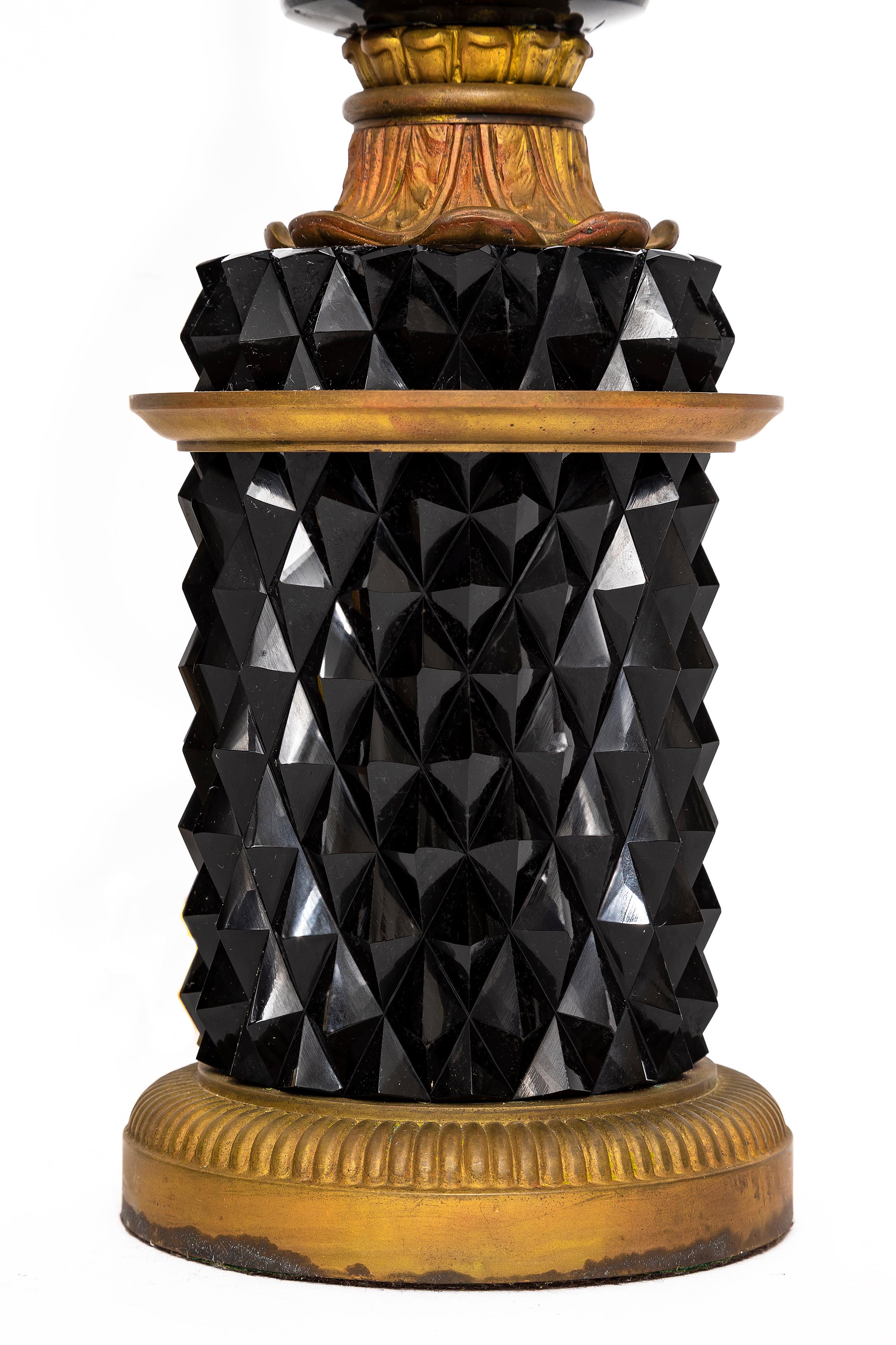Bronze Paire de lampes françaises en forme d'ananas en cristal et améthyste noire montées sur bronze doré en vente