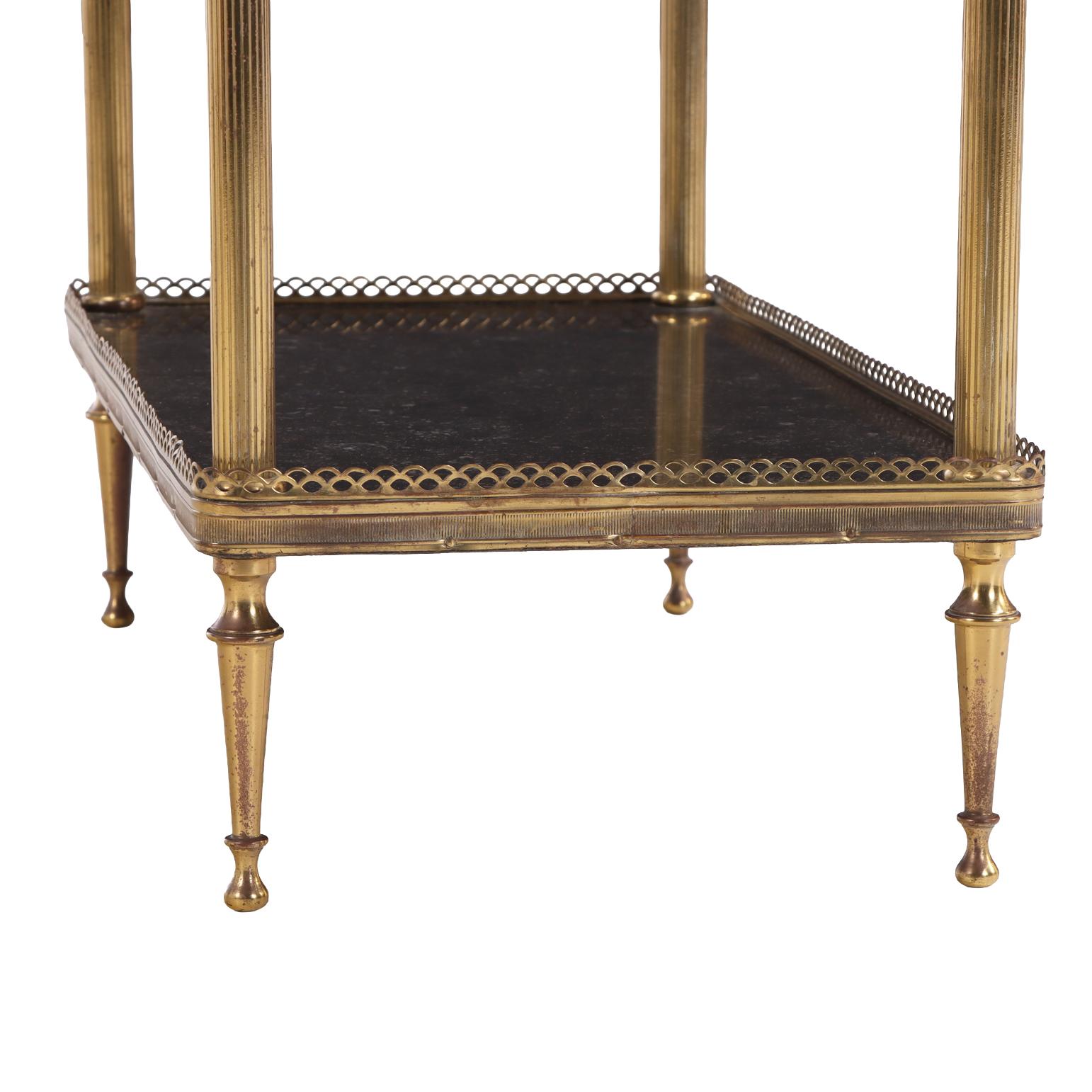 A Pair of French Brass and Marble Two-Tier Tables, C. 1945. In Good Condition For Sale In Philadelphia, PA