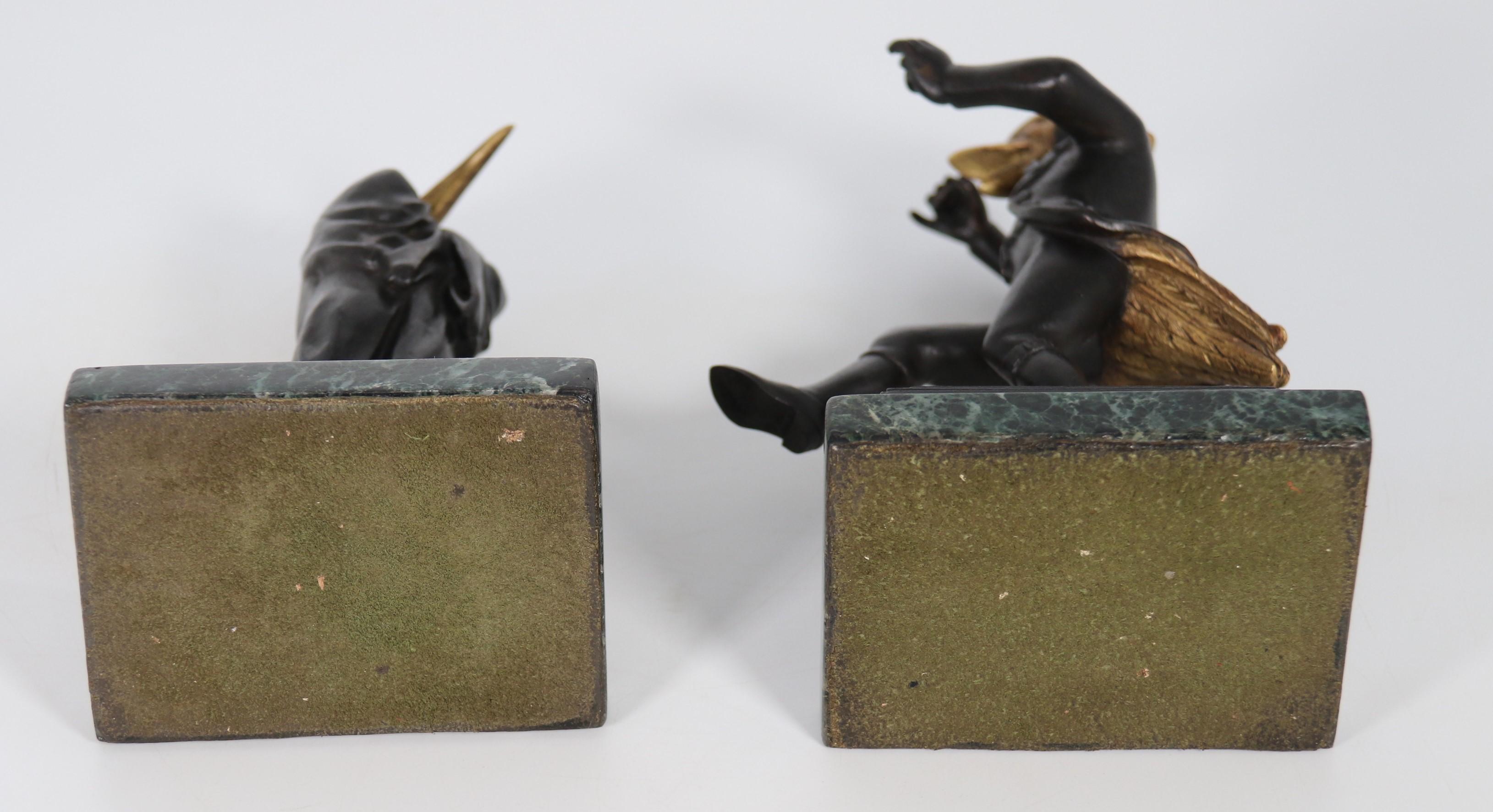 A pair of  French bronze caricature figures of theatrical birds, circa 1880 For Sale 13