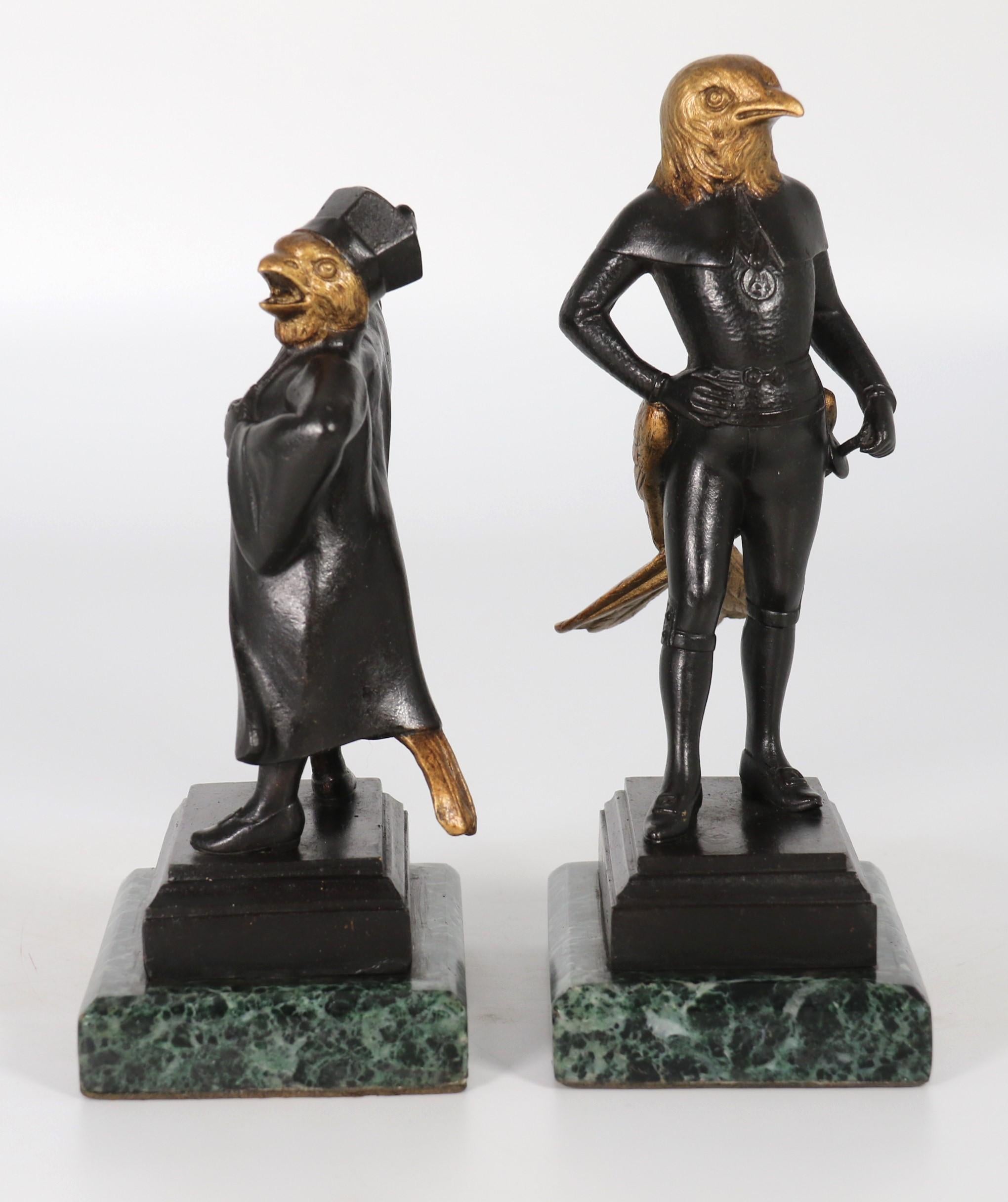 A  pair of French bronze caricature figures of theatrical birds, circa 1880 In Good Condition For Sale In Central England, GB
