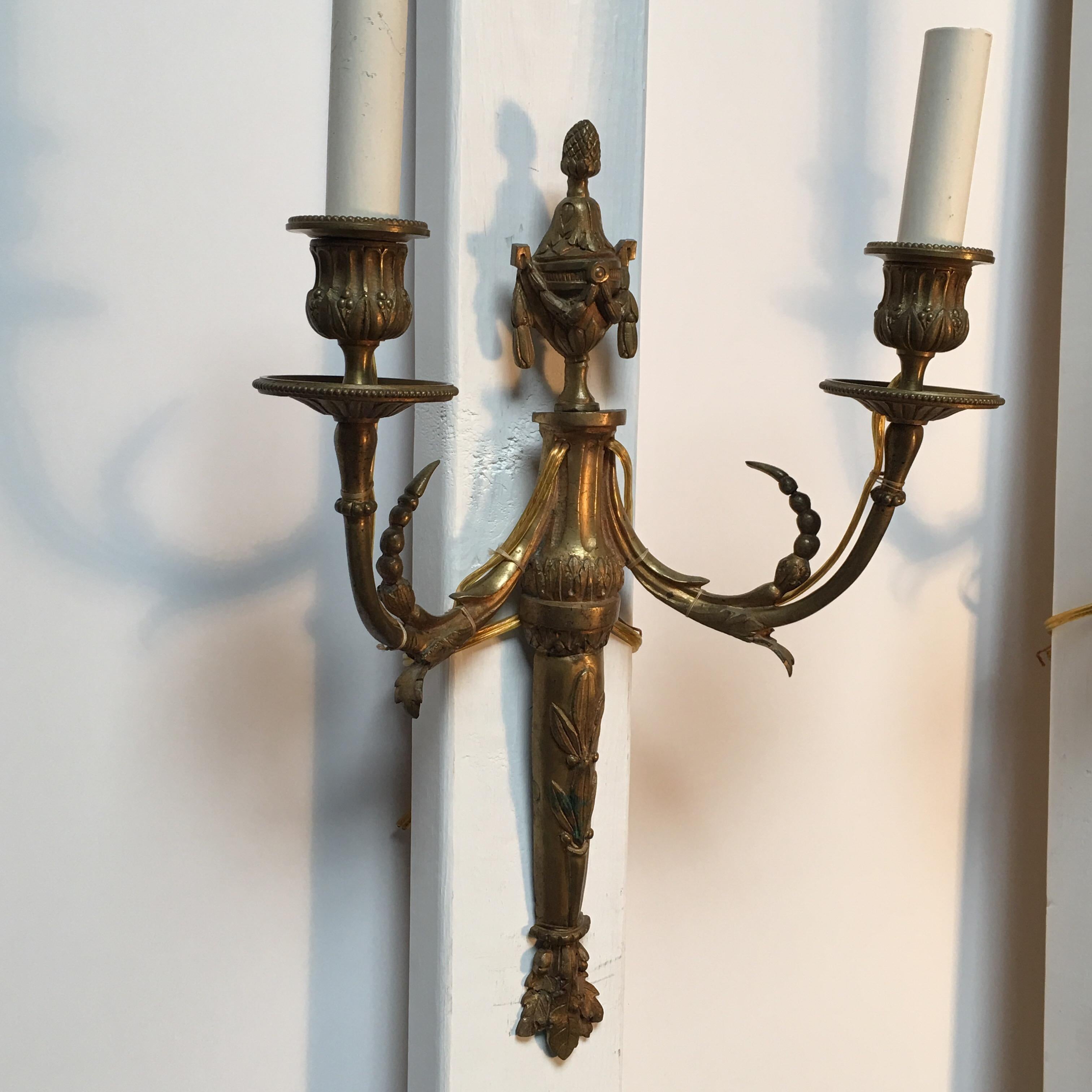 Cast Pair of French Bronze Louis XVI Style Wall Sconces For Sale