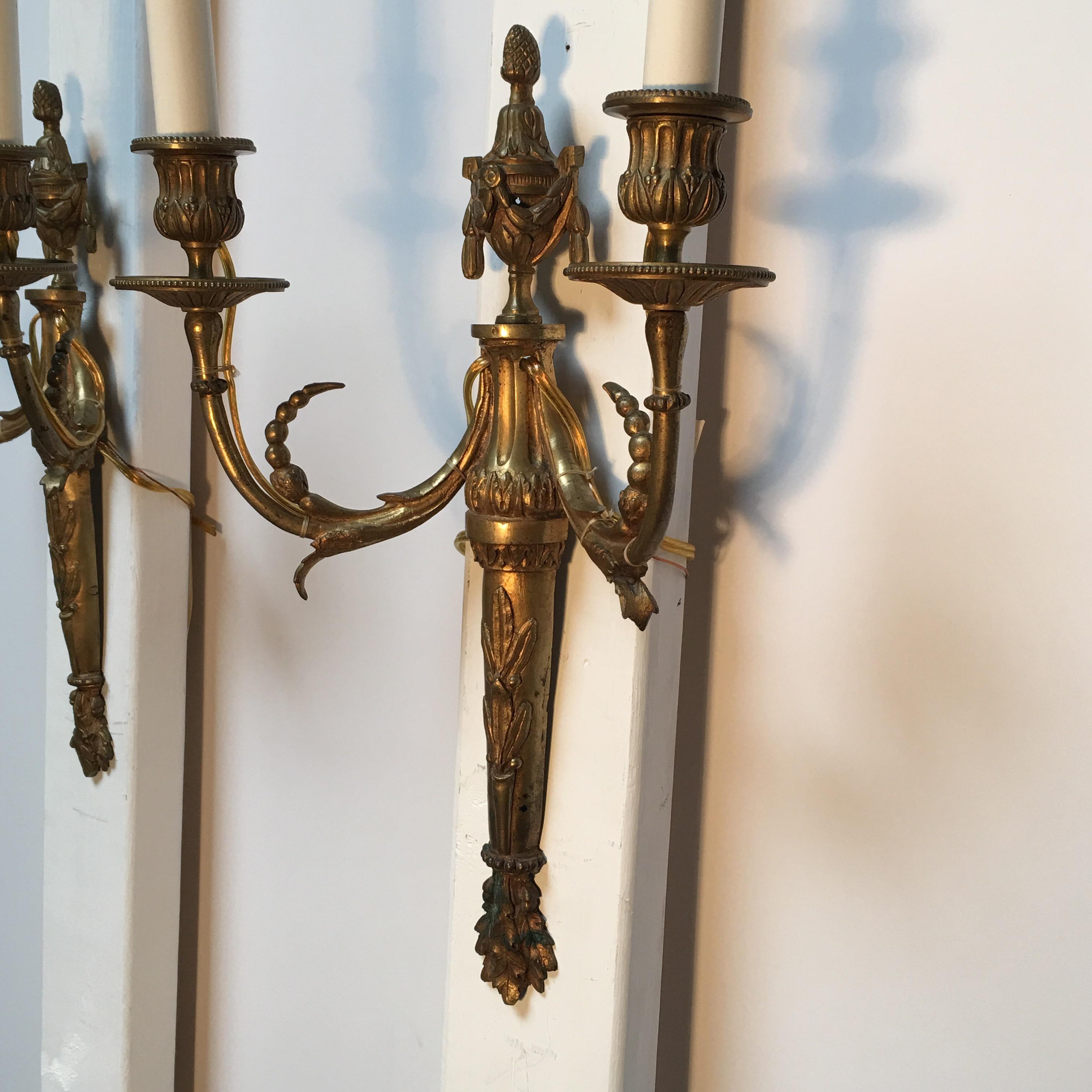 Pair of French Bronze Louis XVI Style Wall Sconces In Good Condition For Sale In Dallas, TX