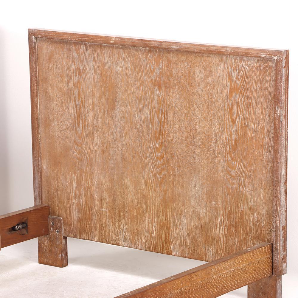 Biacca Coppia di letti gemelli in rovere cerato francese, C.C. 1940. in vendita