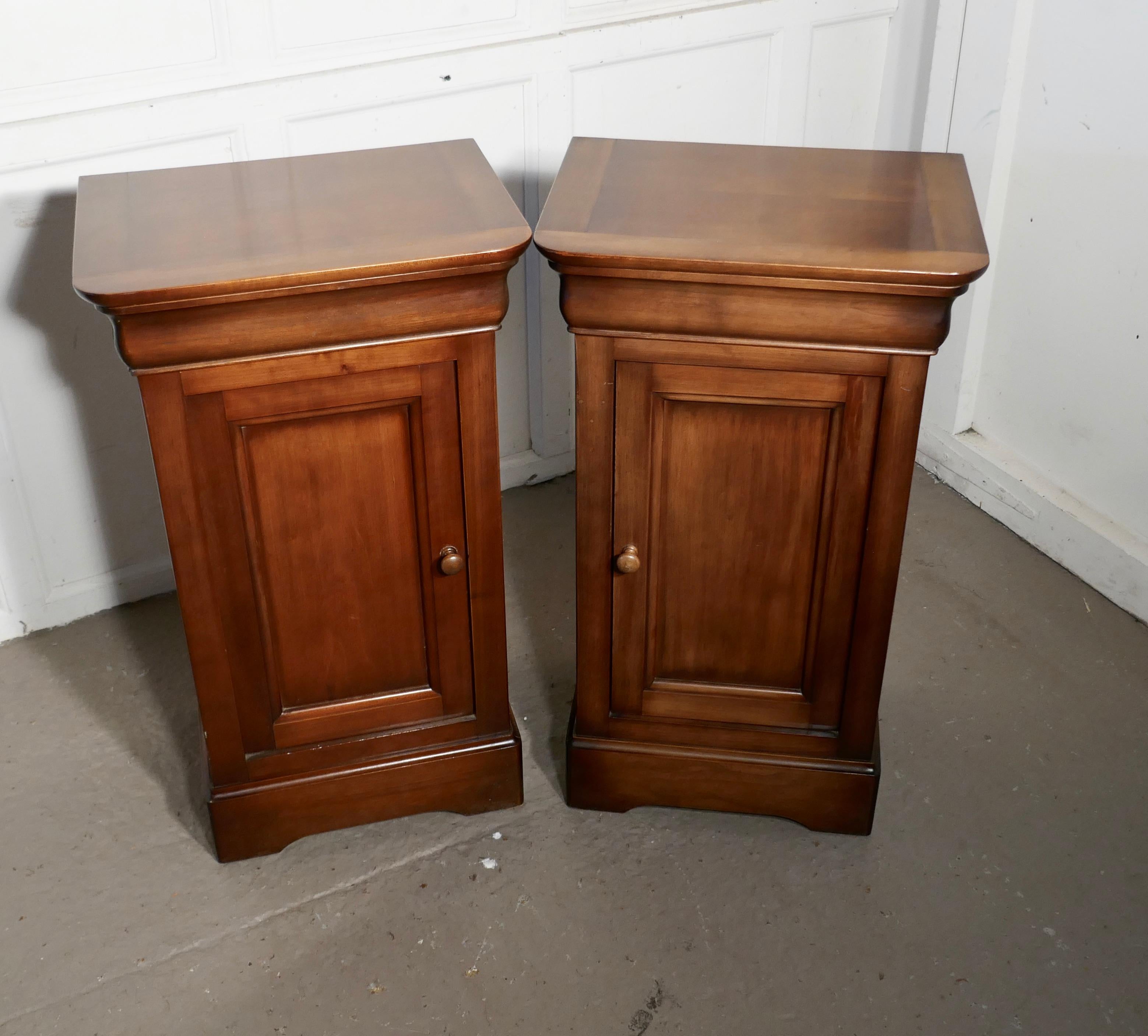 Pair of French Cherrywood Bedside Cupboards or Night Tables In Good Condition In Chillerton, Isle of Wight