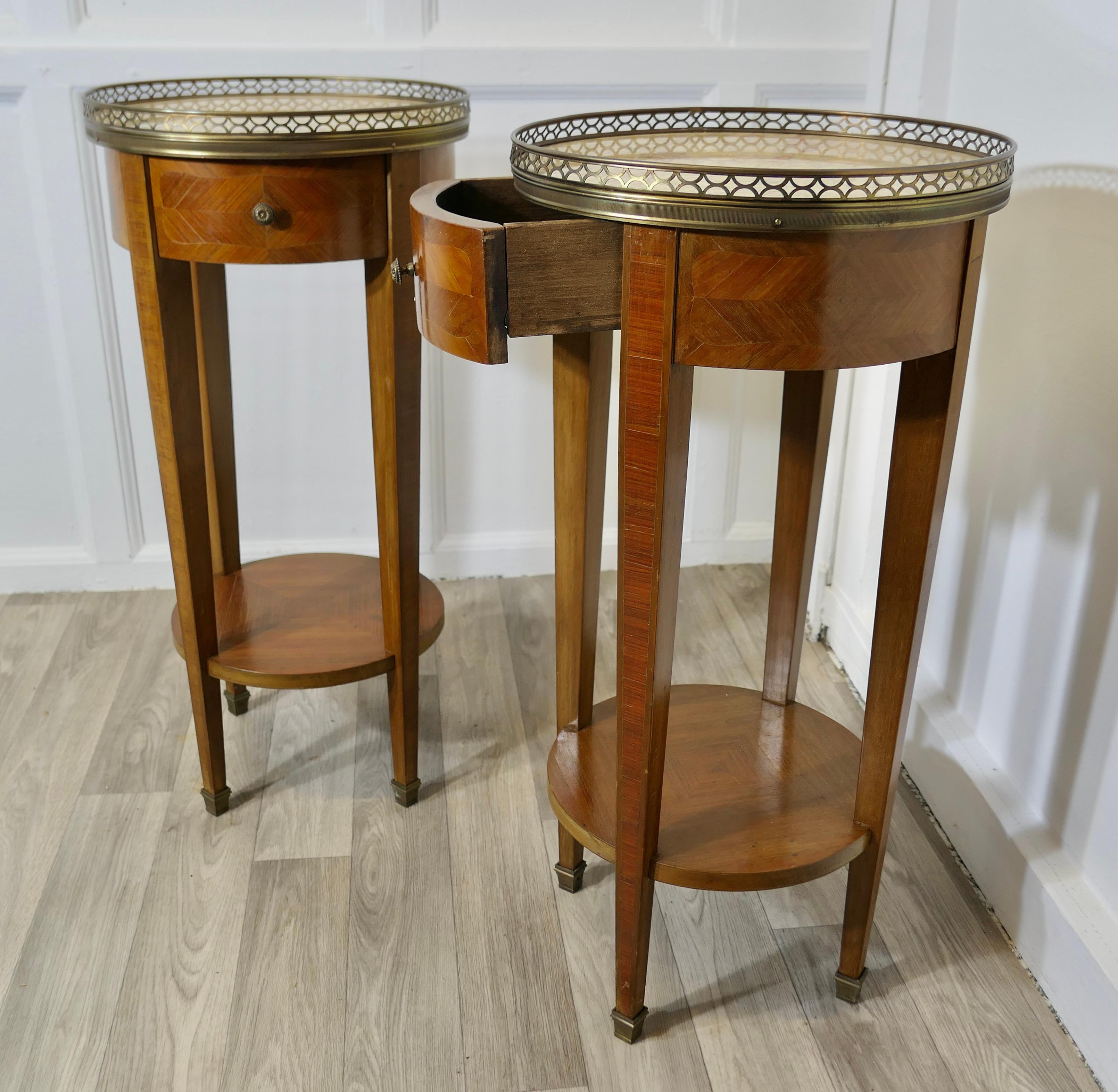 Early 20th Century A Pair of French Circular Side Tables with Drawers For Sale