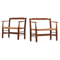 Paire de bancs Cantou en orme français à assise en jonc, C.C. 1920.