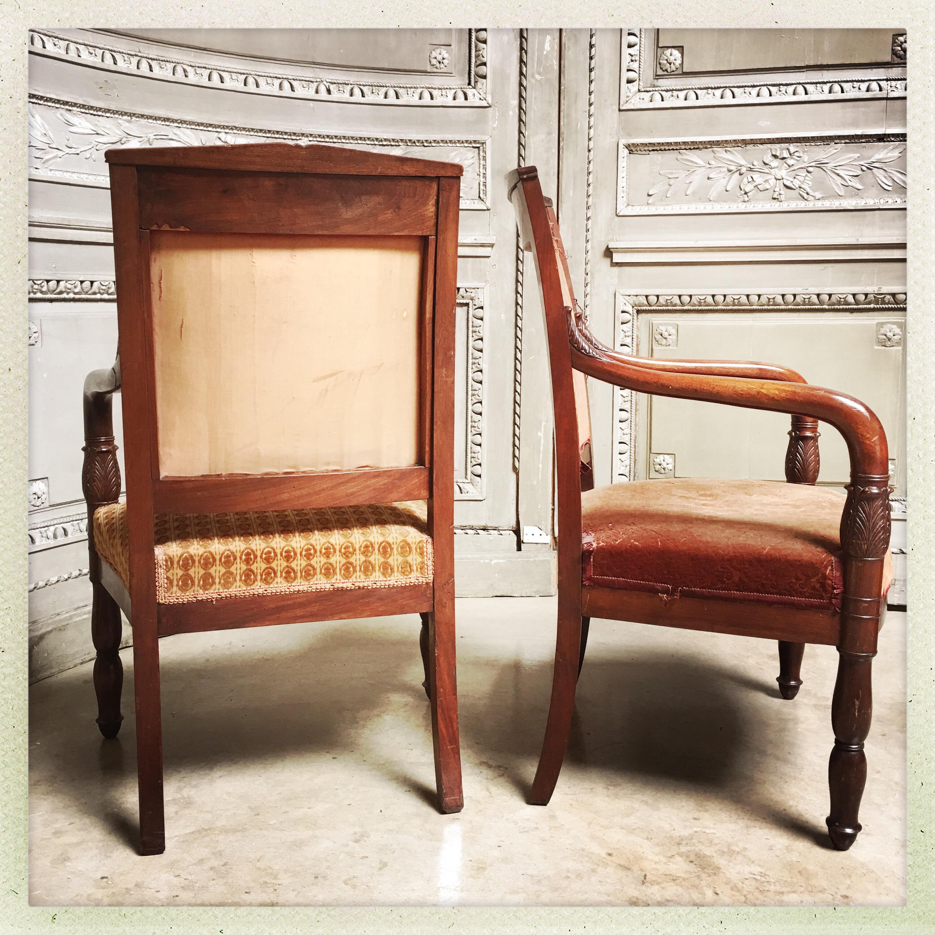 Carved Pair of French Empire Mahogany Armchairs For Sale