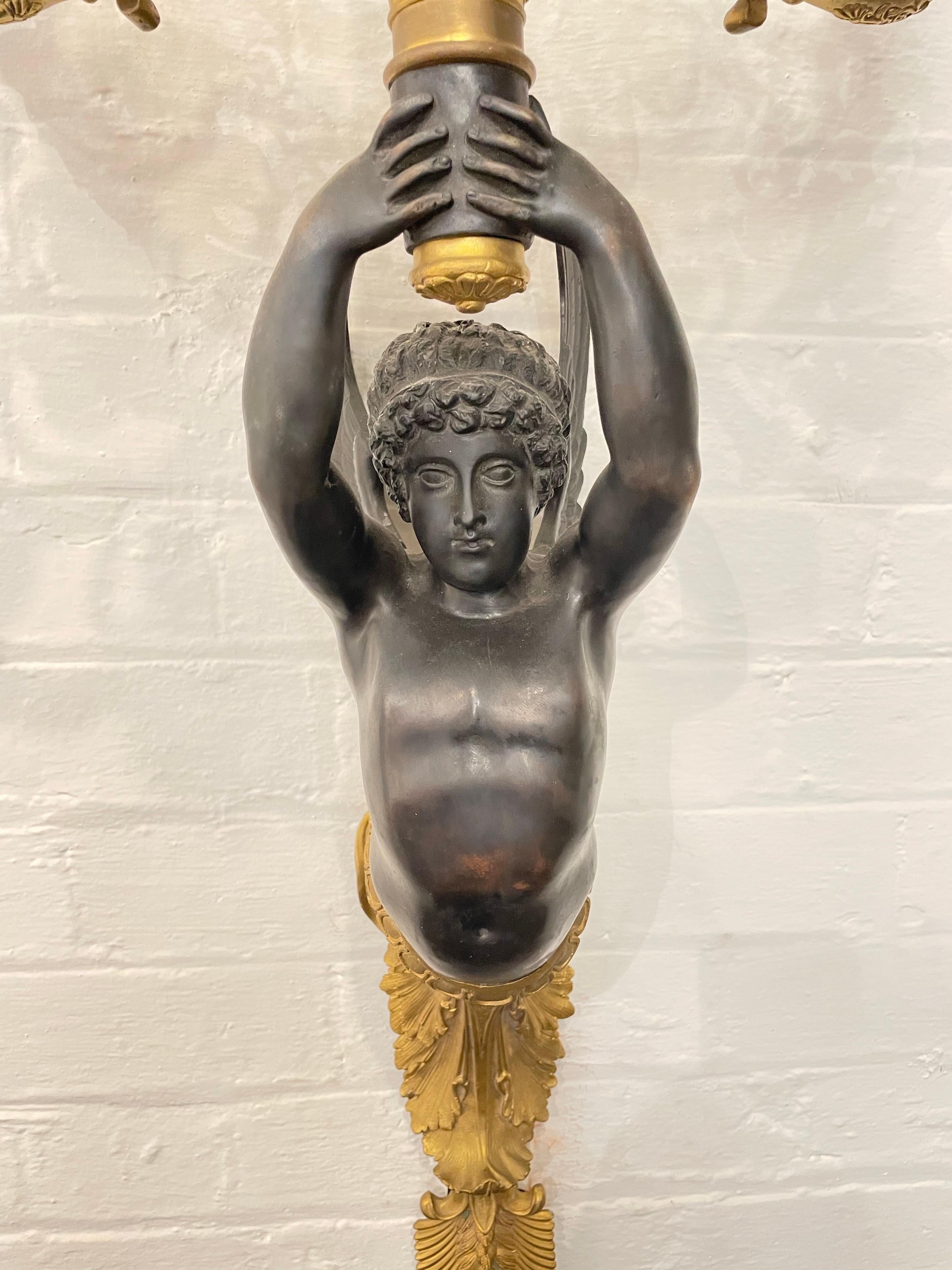 Coppia di candelabri in stile impero francese in ormolu e bronzo, fine XIX secolo in vendita 6