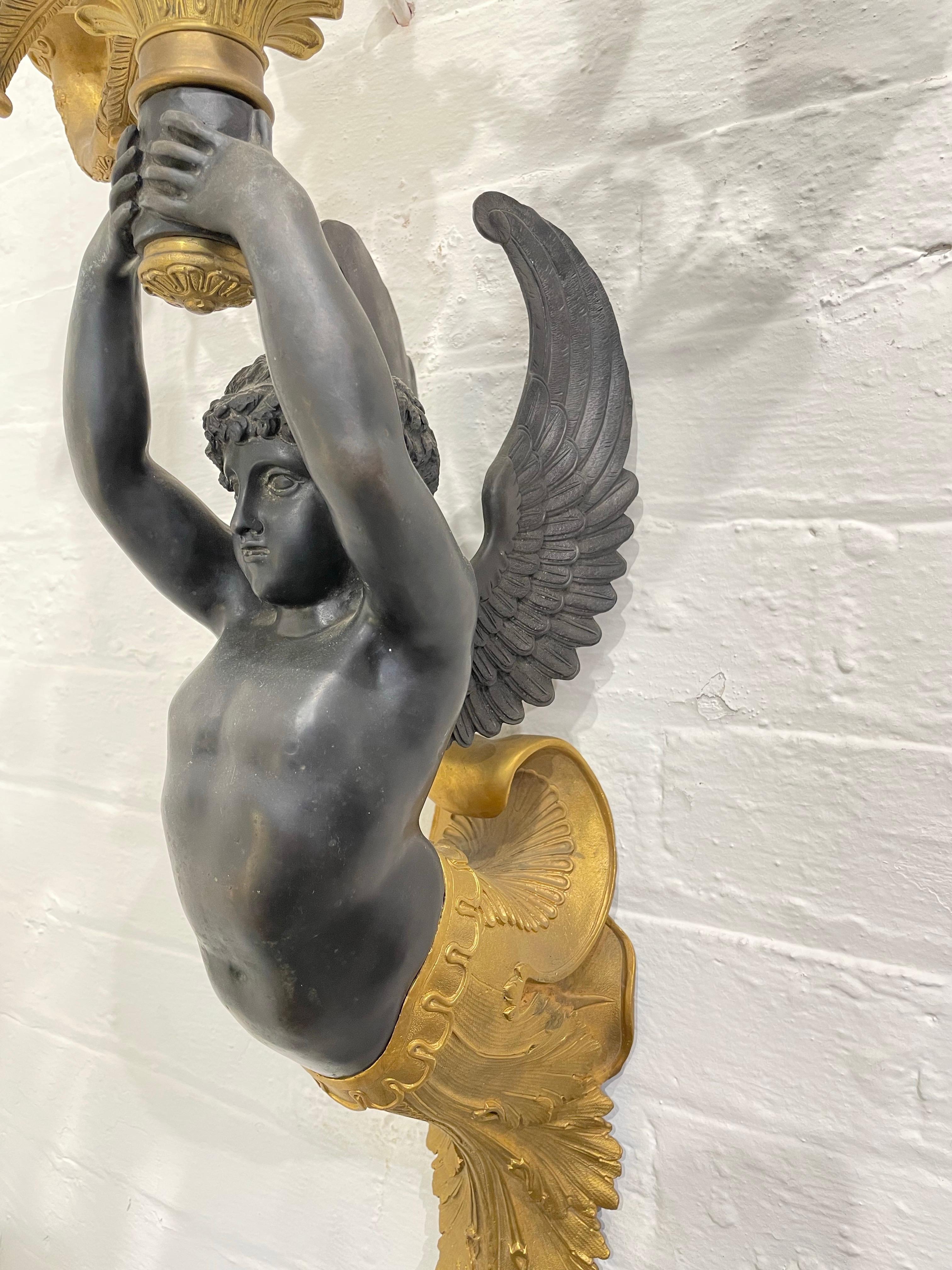 Coppia di candelabri in stile impero francese in ormolu e bronzo, fine XIX secolo In condizioni buone in vendita a ARMADALE, VIC