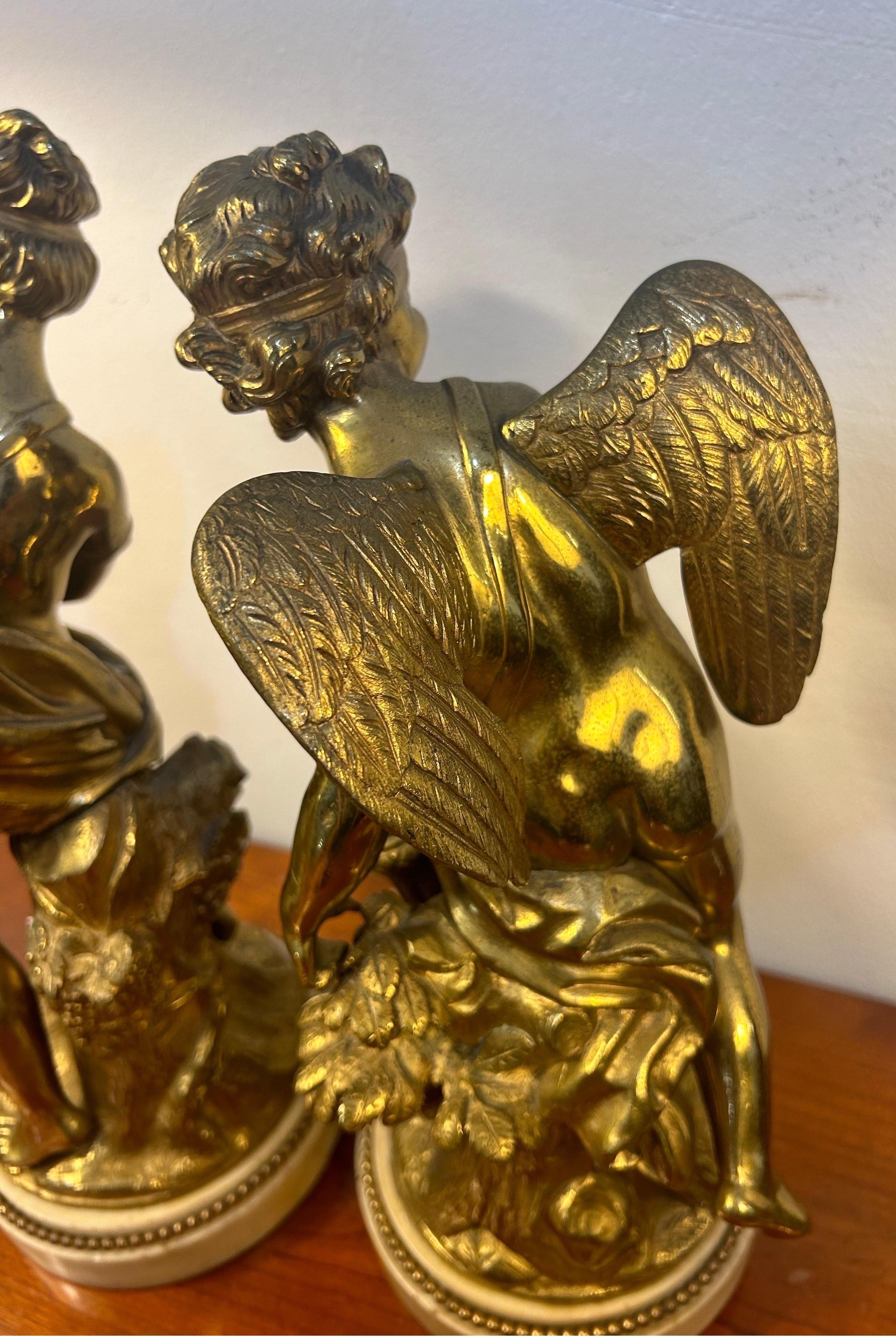 Paar französische vergoldete Bronzefiguren, signiert Etienne Maurice Falconett im Angebot 6