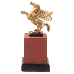 Ein Paar französischer vergoldeter Bronzemodelle von Pegasus