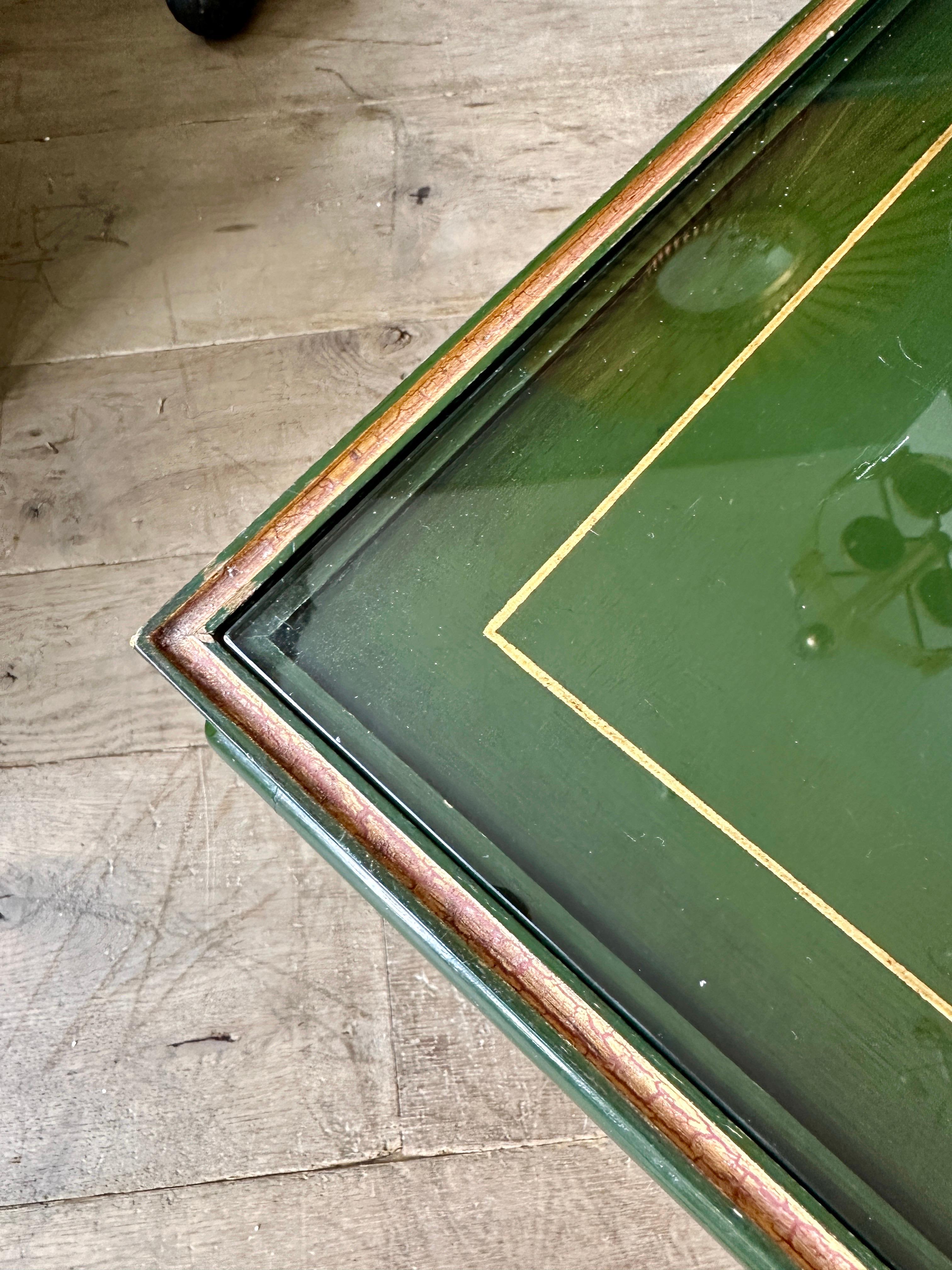 A Pair Of French Green And Gold Gilt Chinese Style Side Tables For Sale 2
