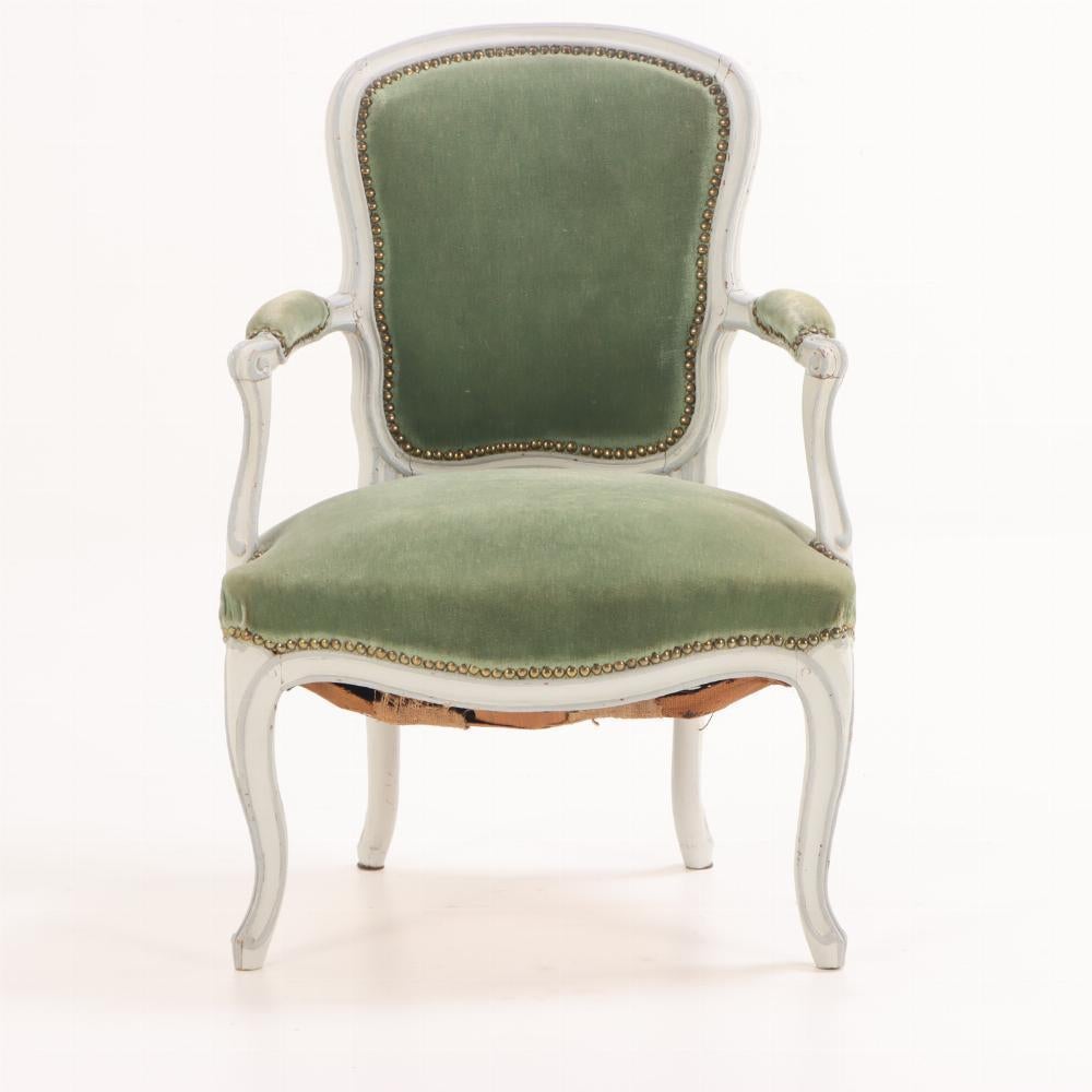 Français Paire de fauteuils ouverts peints de style Louis XV, A.I.C. en vente