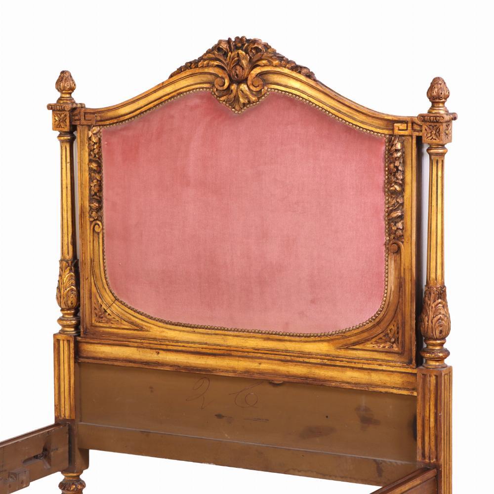 A Pair of French Louis XVI Style Carved Giltwood Twin Beds, C. 1920. For Sale 2