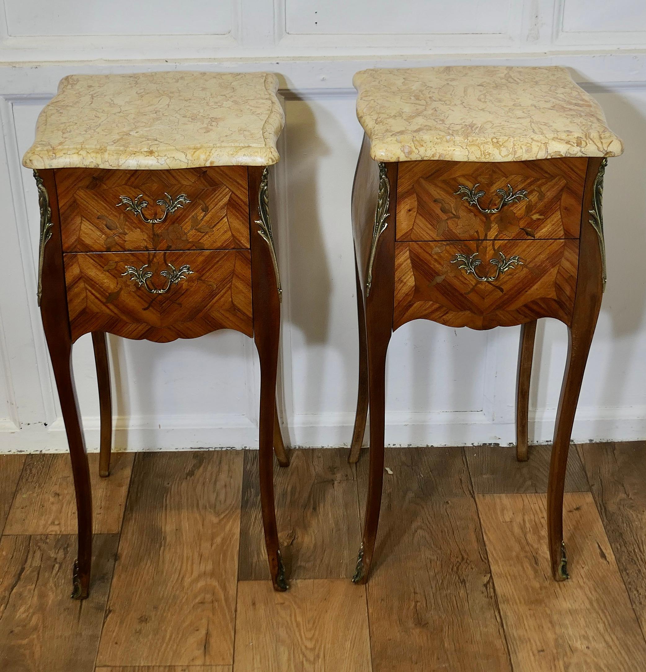 Baroque Revival A Pair of French Marquetry Bombe Bedside Cabinets For Sale