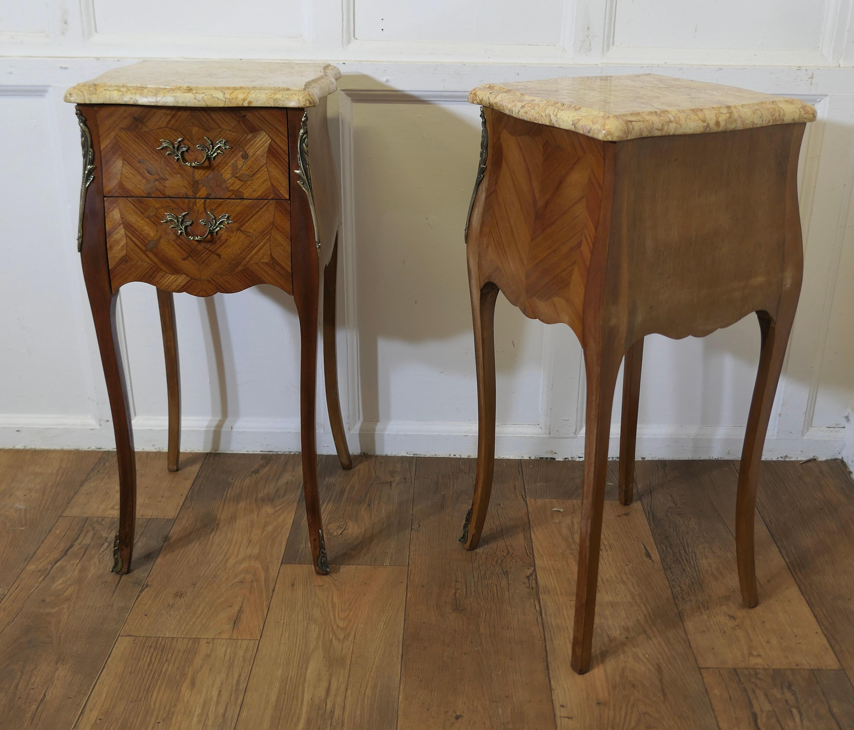 A Pair of French Marquetry Bombe Bedside Cabinets For Sale 1