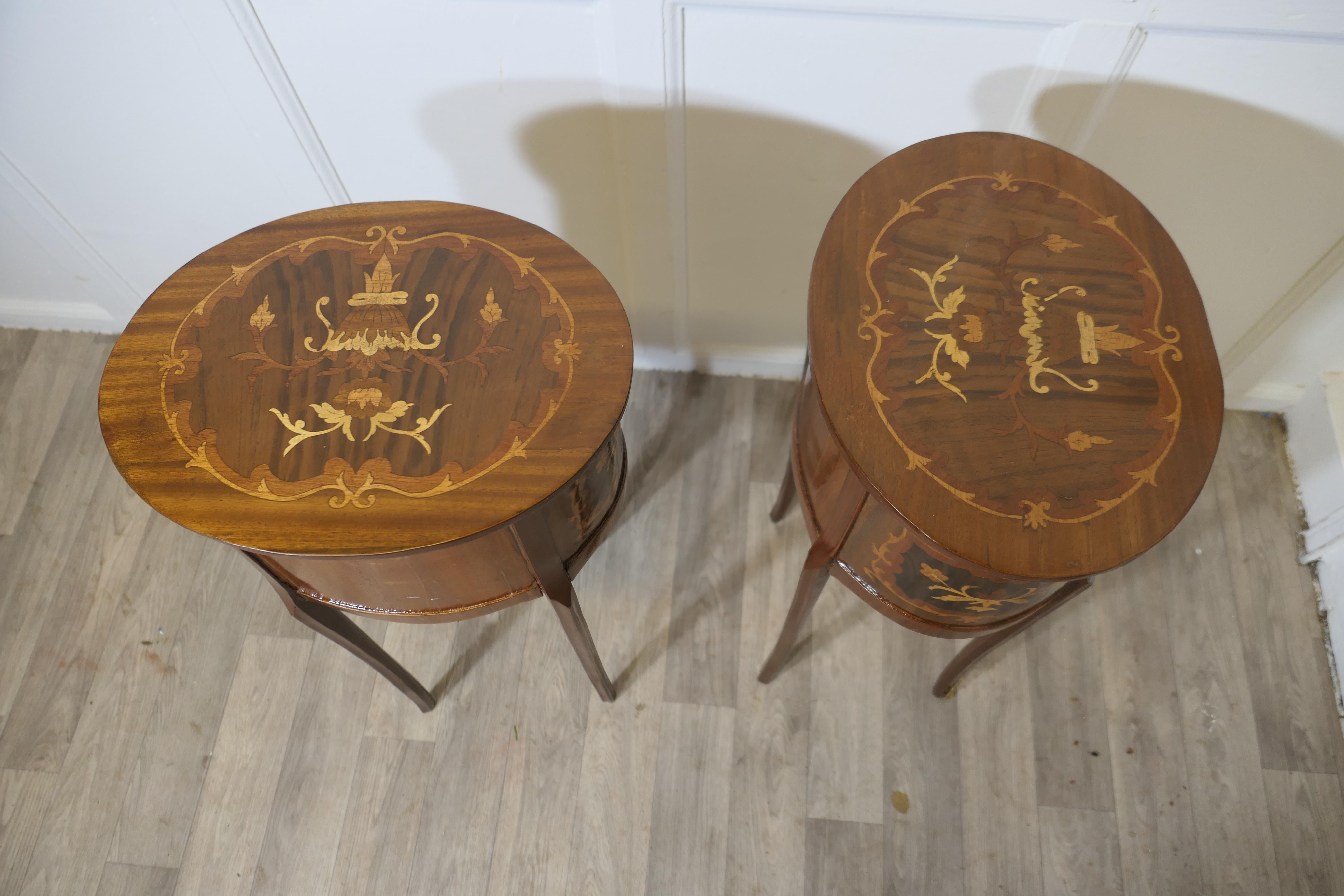A Pair of French Oval Side Tables or Bedside Cabinets For Sale 2