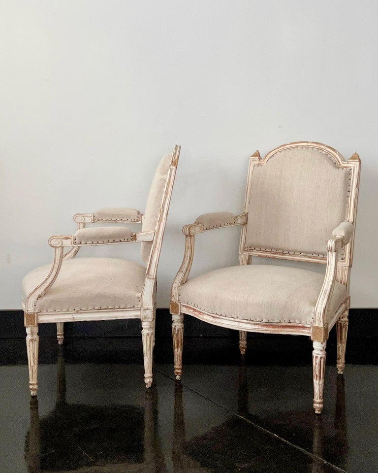 Pair of French Painted Fauteuils in Louis XV Style For Sale at 1stDibs