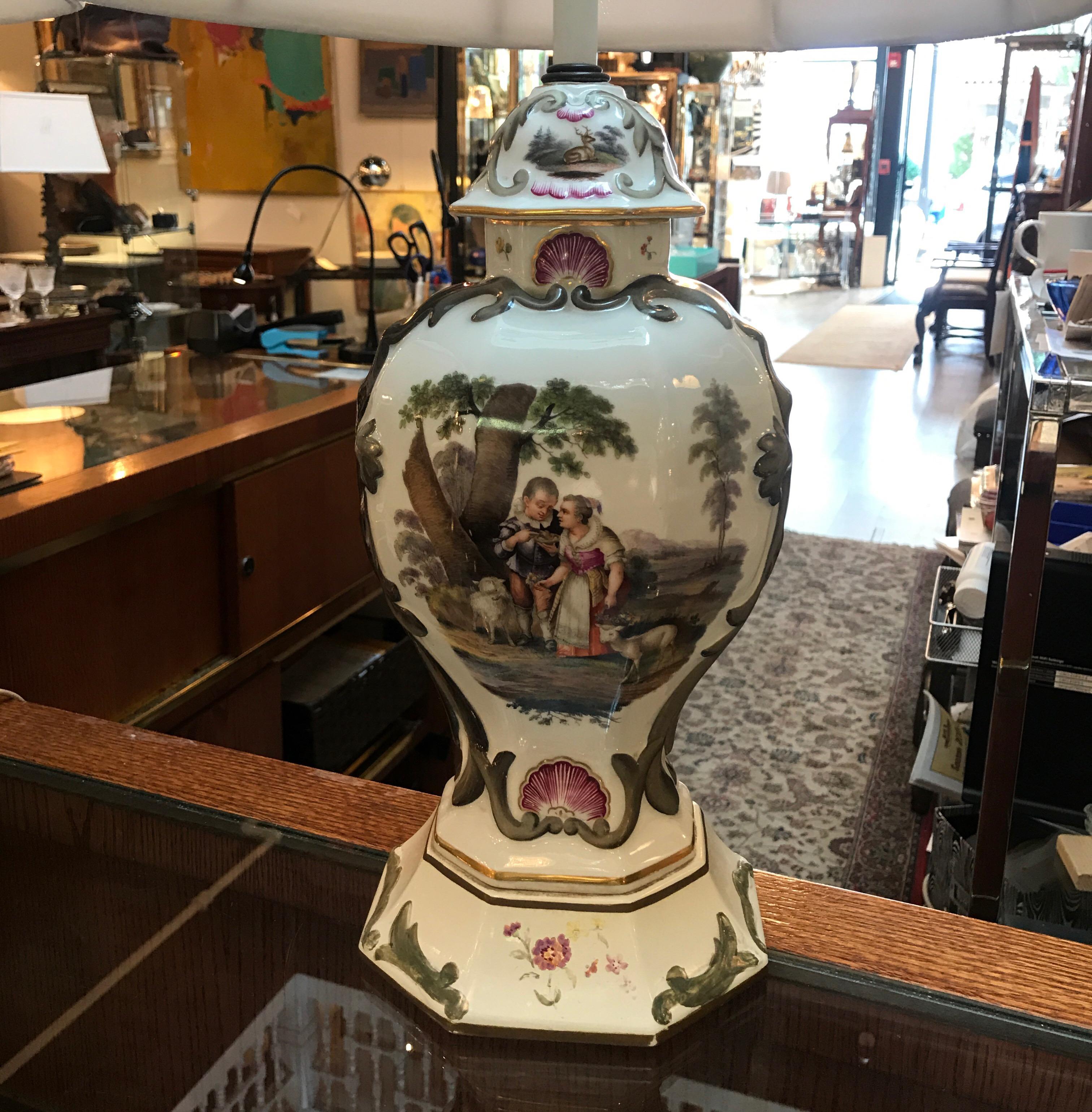 19th Century A Pair of French Paris Porcelain Hand Painted Urn Lamps 