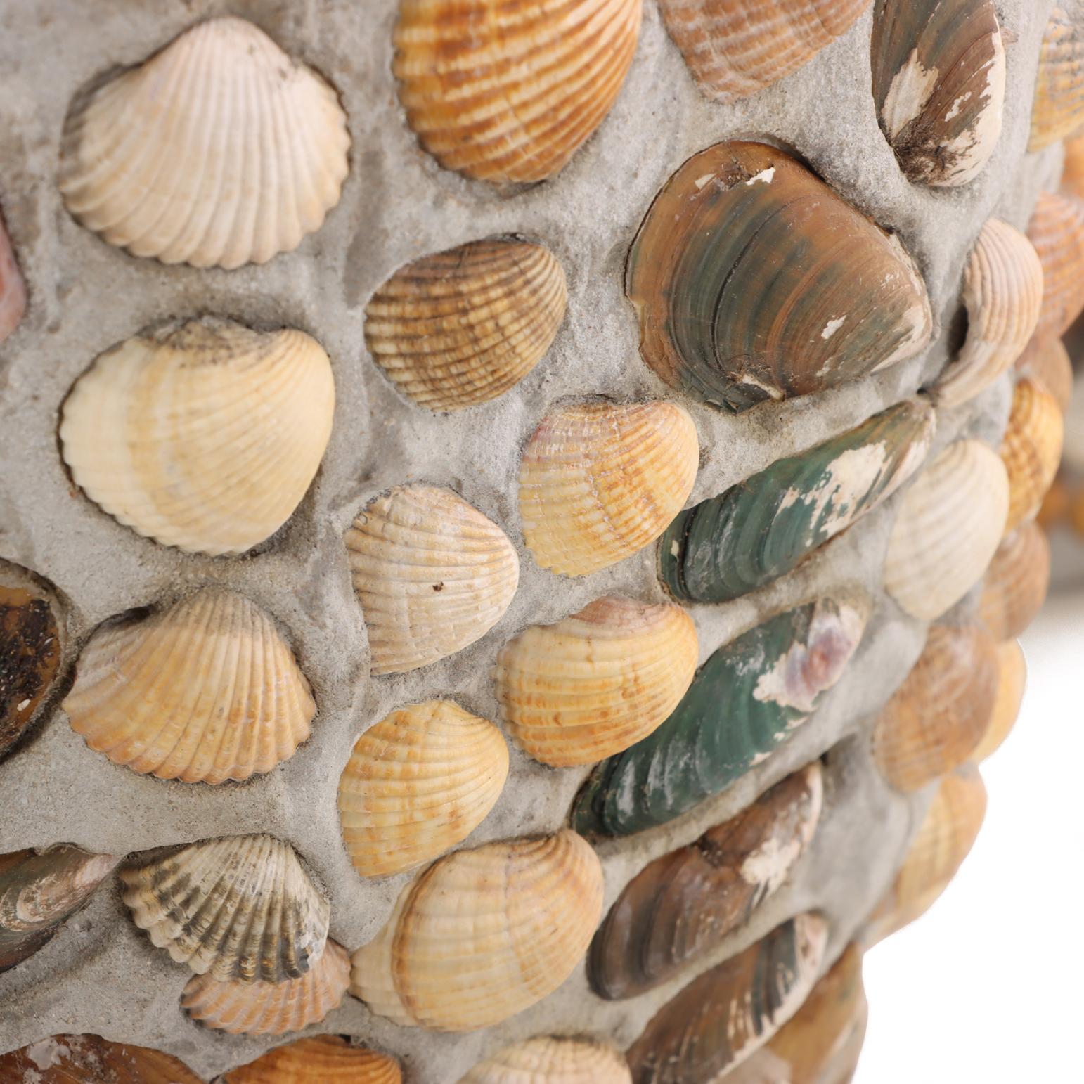 A Pair of French Planters with Shell Decoration. Contemporary. In Good Condition For Sale In Philadelphia, PA