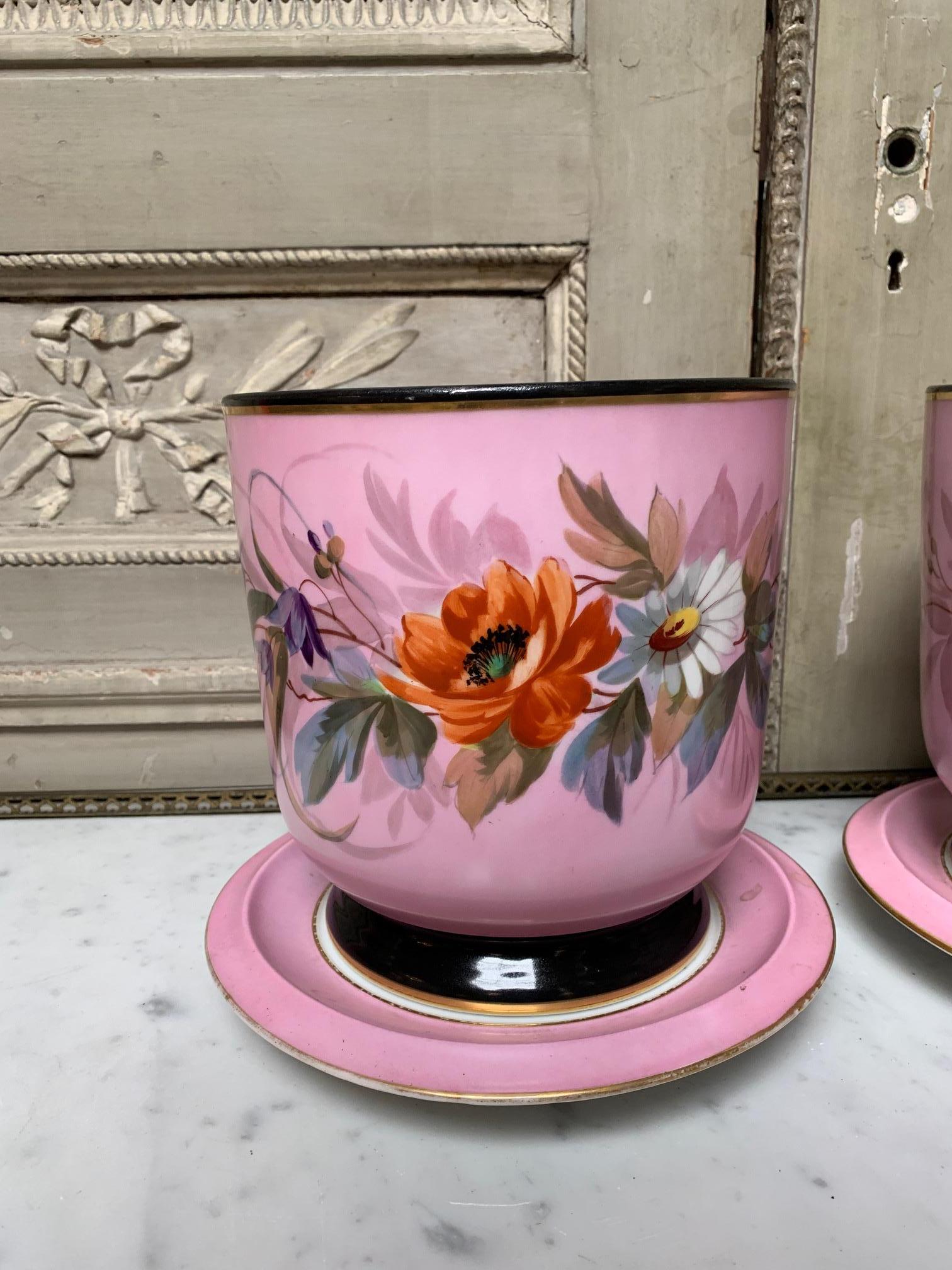 Fired Pair of French Porcelain Napoleon III Pink ad White Cashepots on Stands For Sale