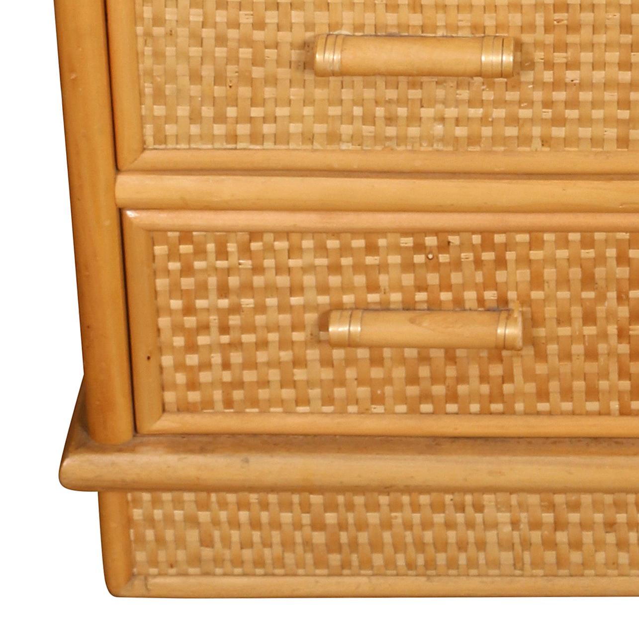 Francese Una coppia di cassapanche francesi in rattan in vendita