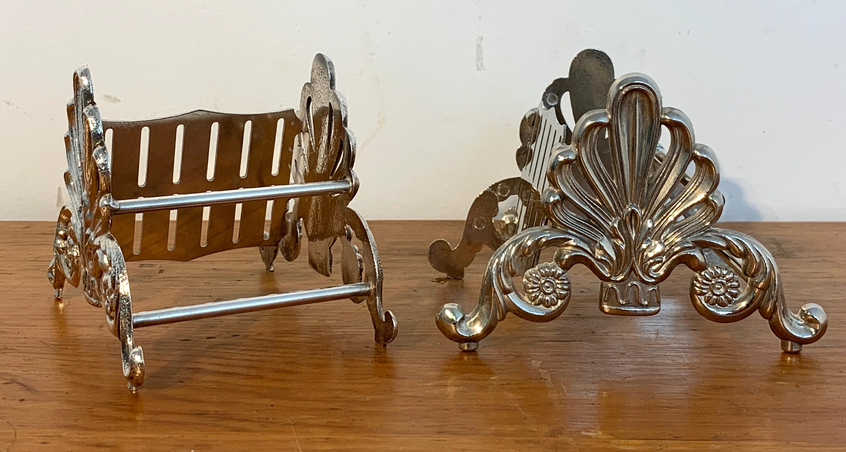 Neoclassico Coppia di poggiacoltelli neoclassici francesi placcati in argento in vendita