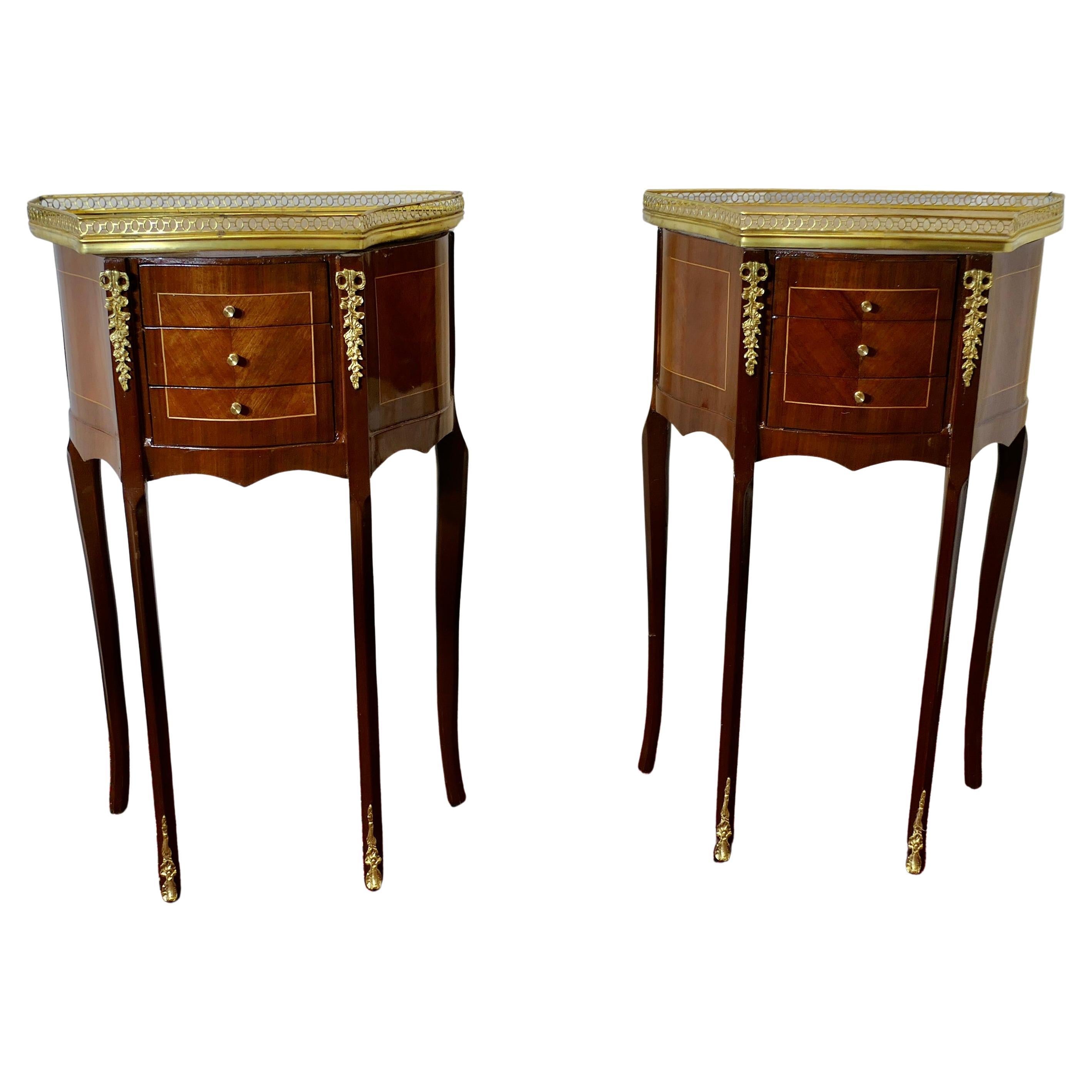 A Pair of French Oval Side Tables or Bedside Cabinets For Sale at 1stDibs
