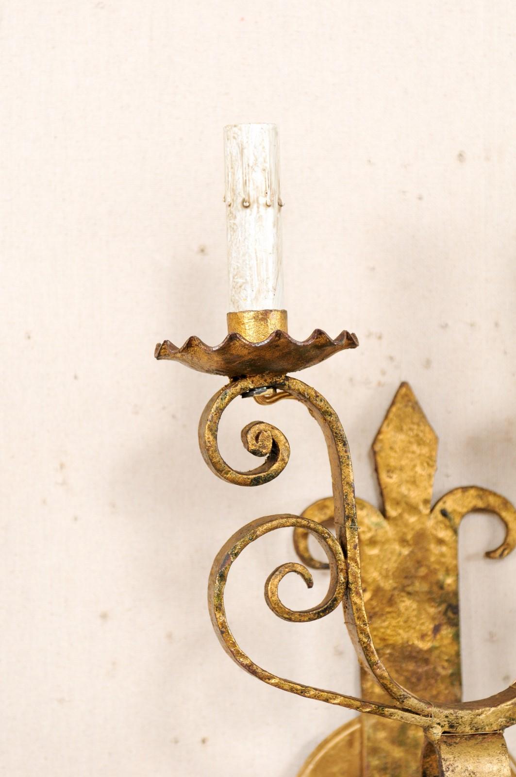 Pair of French Vintage Fleur-de-lys Gold Tone Iron Scroll Sconces For Sale 3