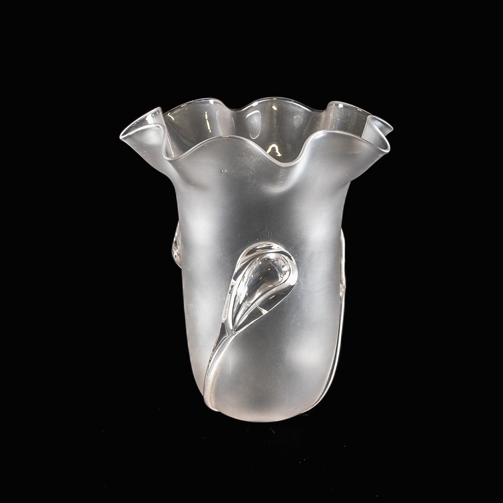 A Pair of Frosted Glass Shades with Teardrop Embellishments & Ruffled Rims For Sale 5