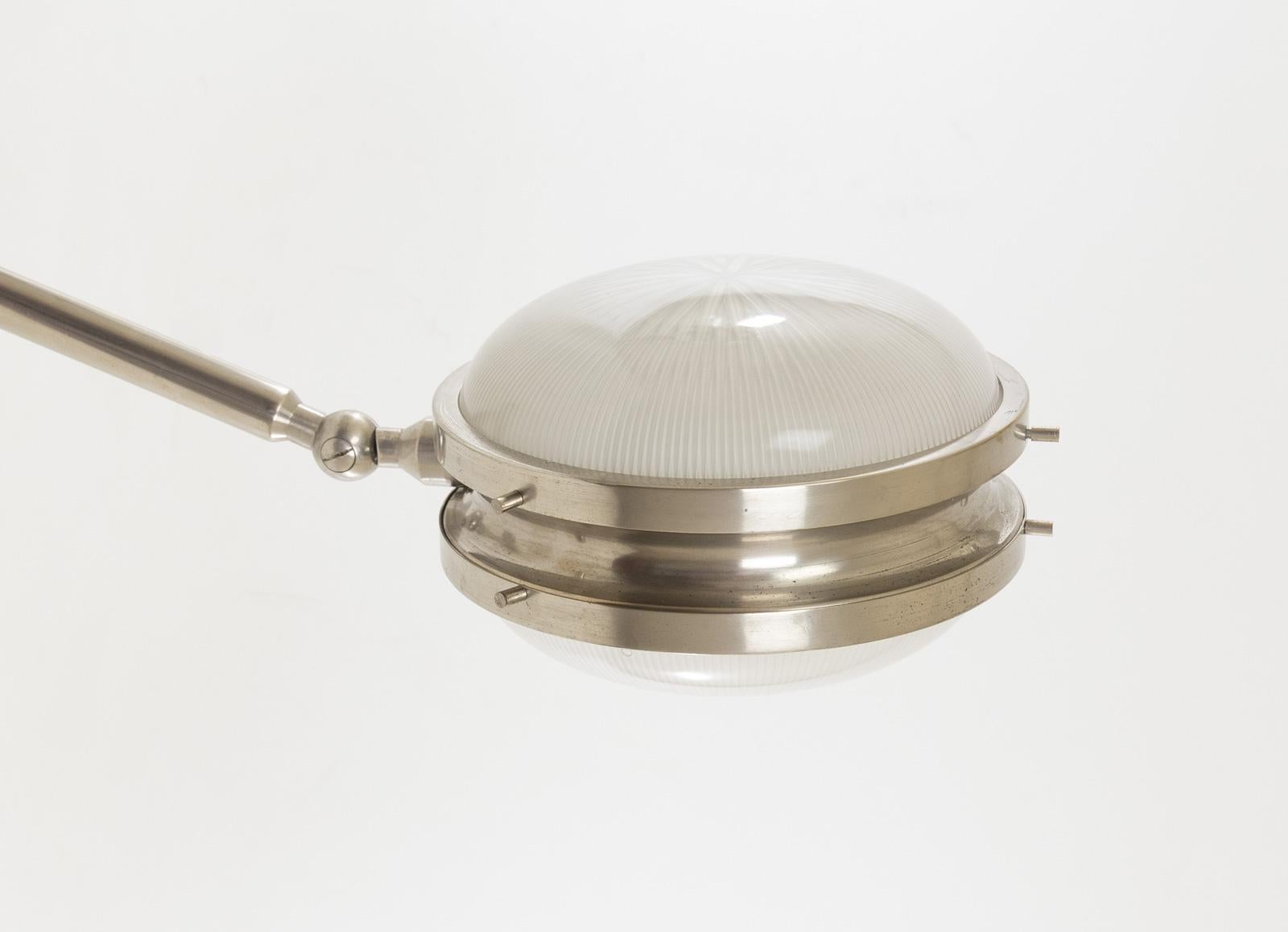 A Pair of Gamma Wall Lamps by Sergio Mazza for Artemide, 1960s For Sale 1