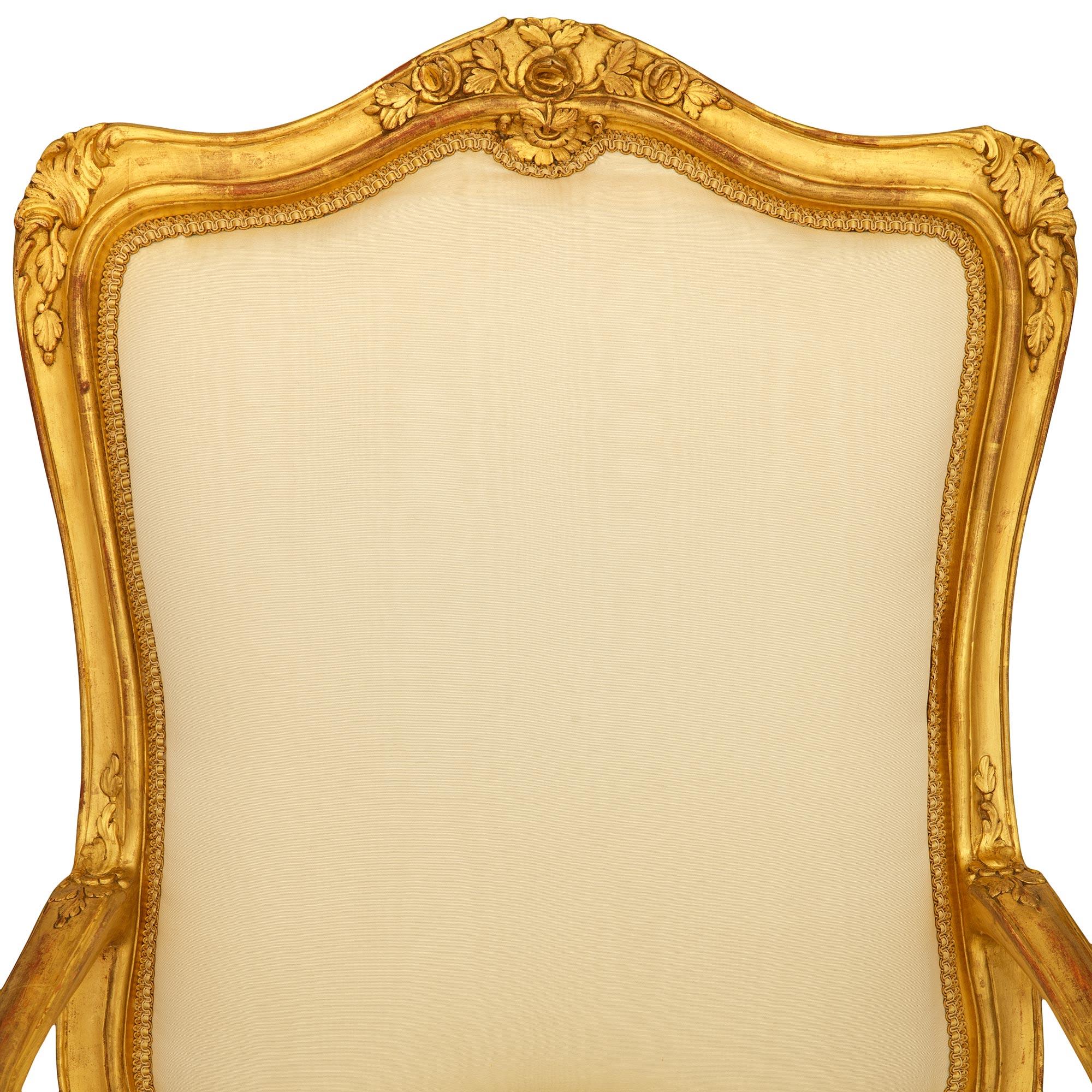 Paire de fauteuils génois du XIXe siècle en bois doré de style Louis XV Bon état - En vente à West Palm Beach, FL