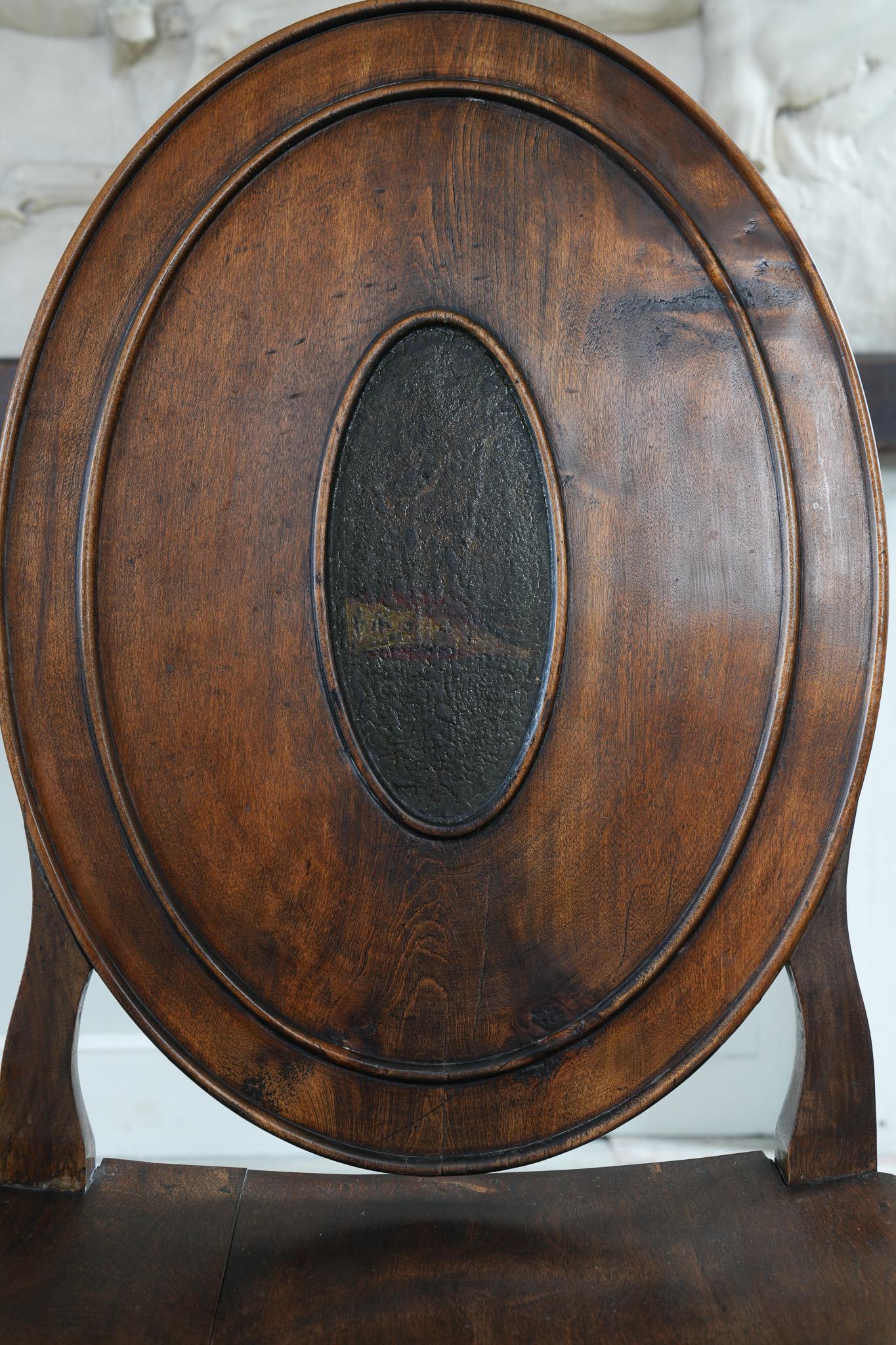 Paire de chaises d'appoint George III à la manière de Mayhew & Ince Bon état - En vente à Conwy, GB