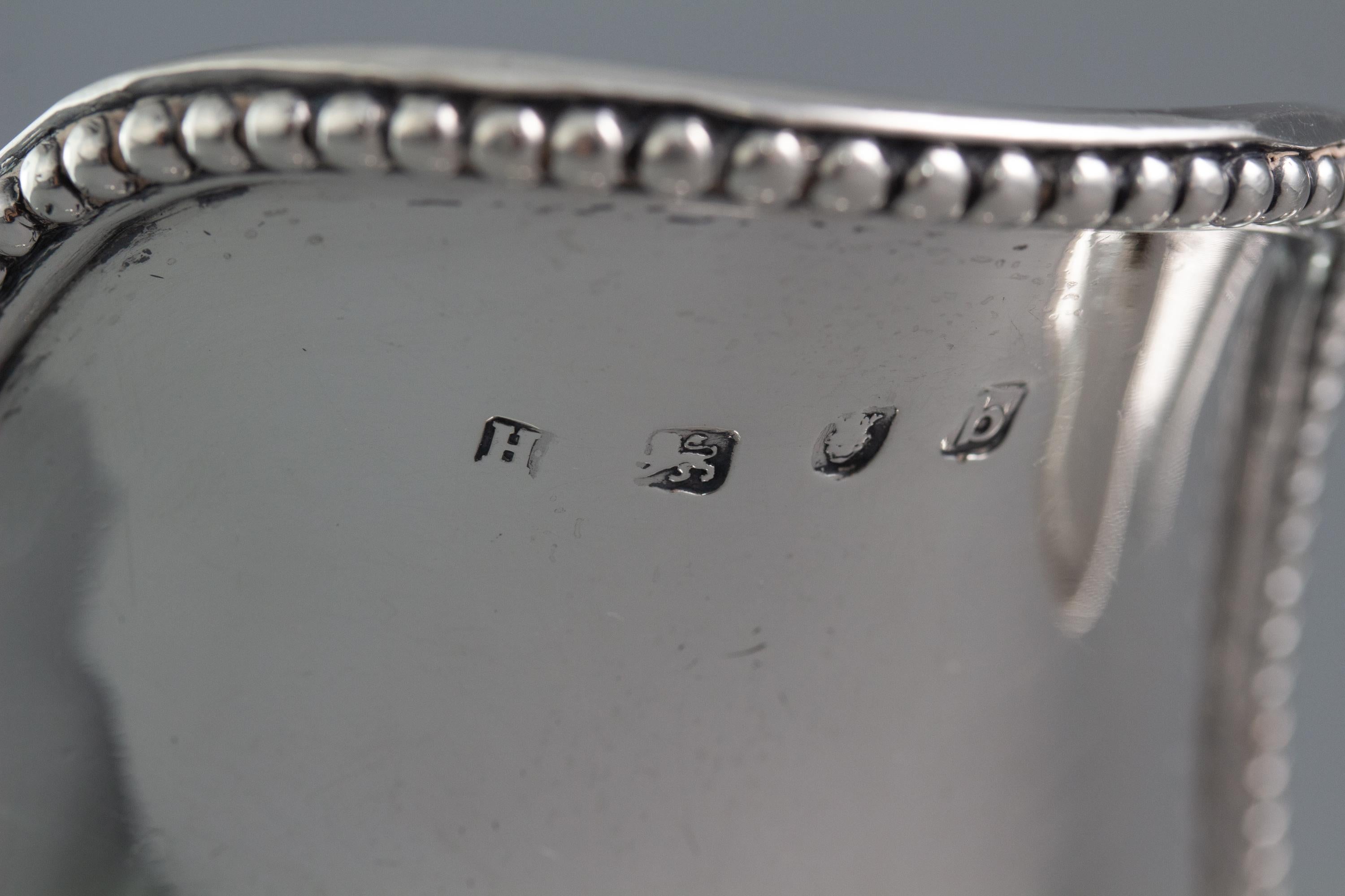 Paire de saucières en argent George III, Londres, 1777 2
