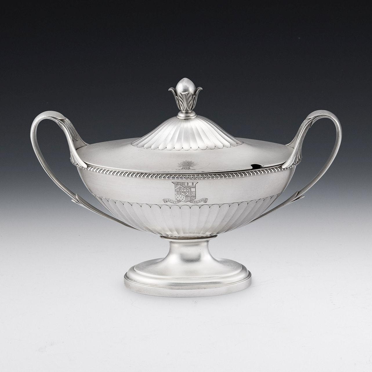 European Pair of George III Silver Sauce Tureens, London, 1793, Wakelin & Taylor