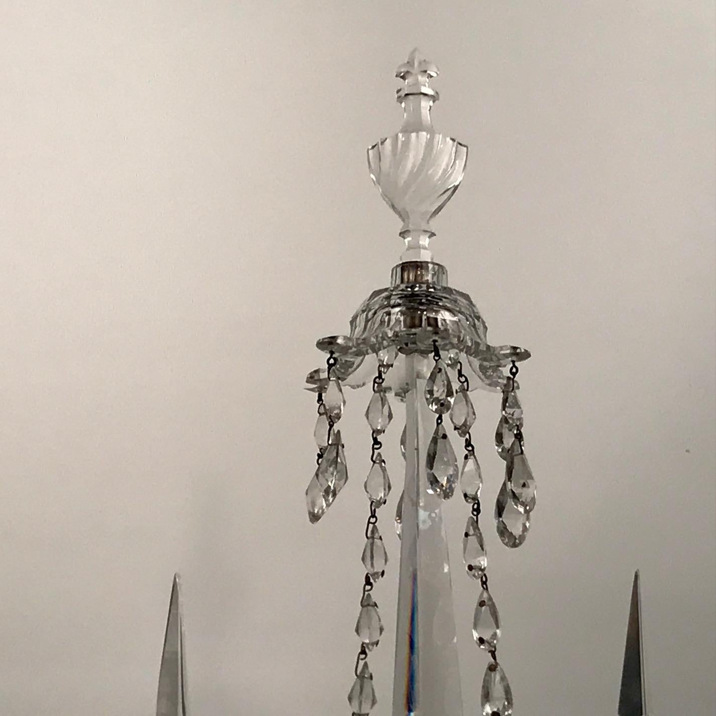 English George III Period Pair of Candelabra by William Parker, In Good Condition For Sale In Montreal, QC