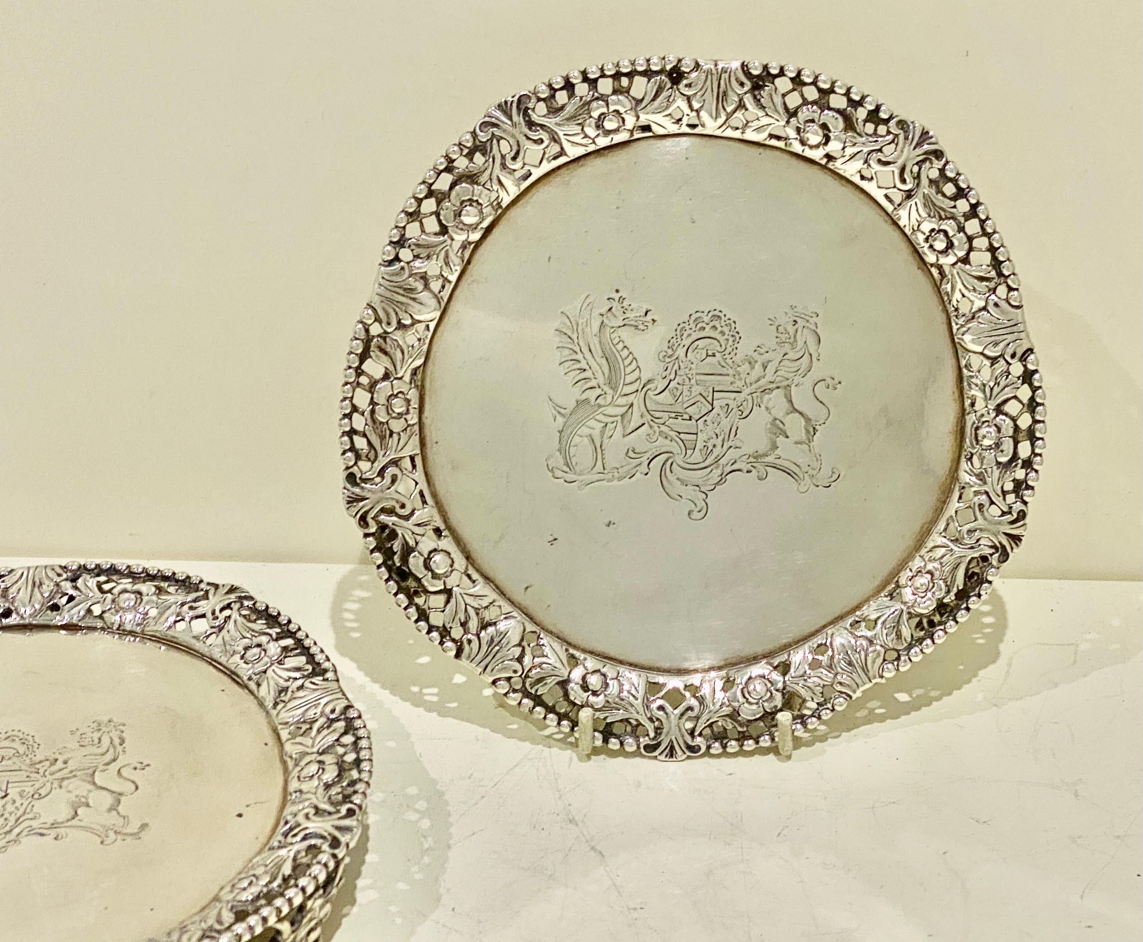 Pair of George IV Sterling Silver Salvers London, 1827 For Sale 7