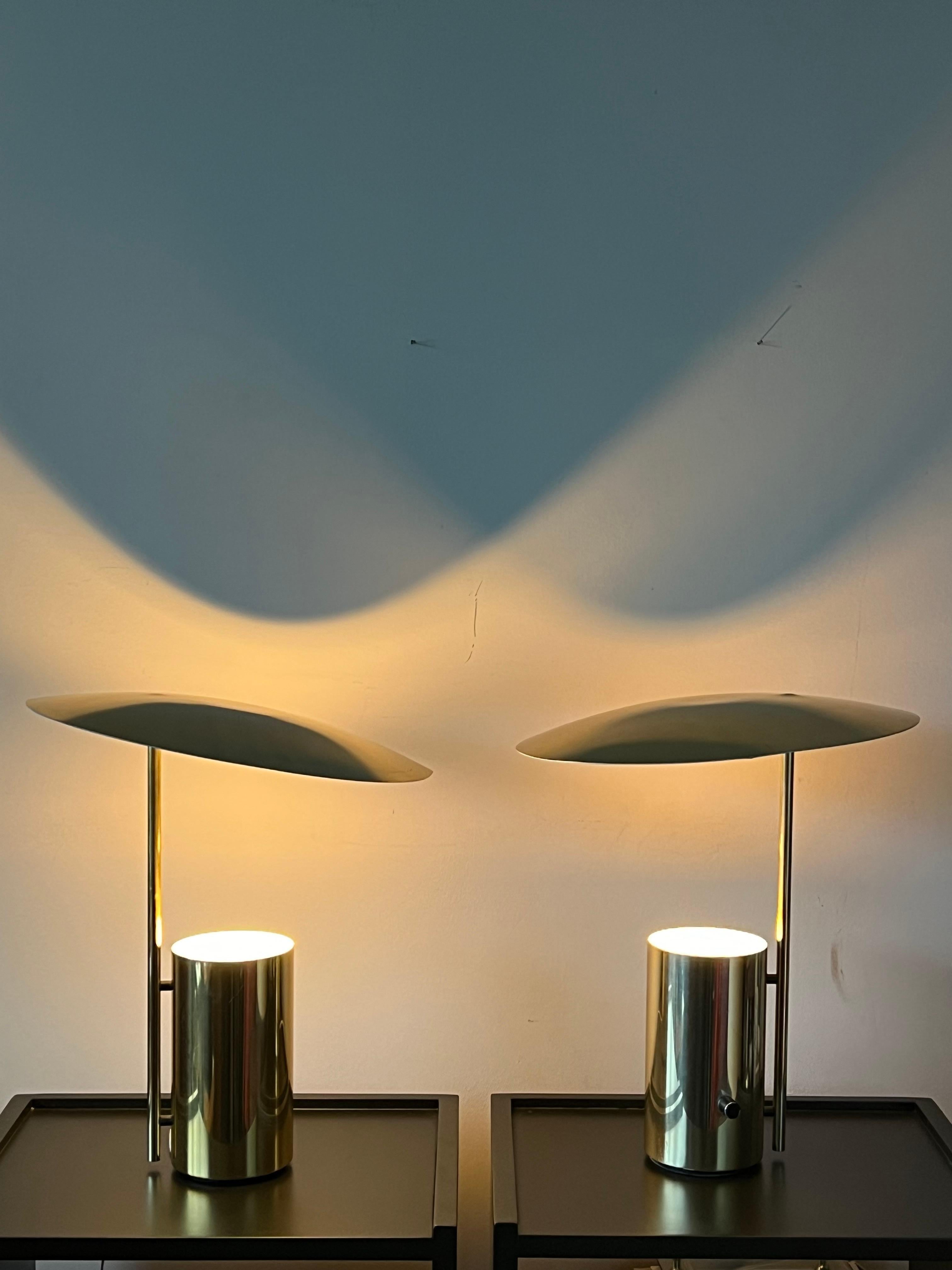 Ein Paar halber Lampen von George Nelson für Koch Lowy (Moderne der Mitte des Jahrhunderts) im Angebot