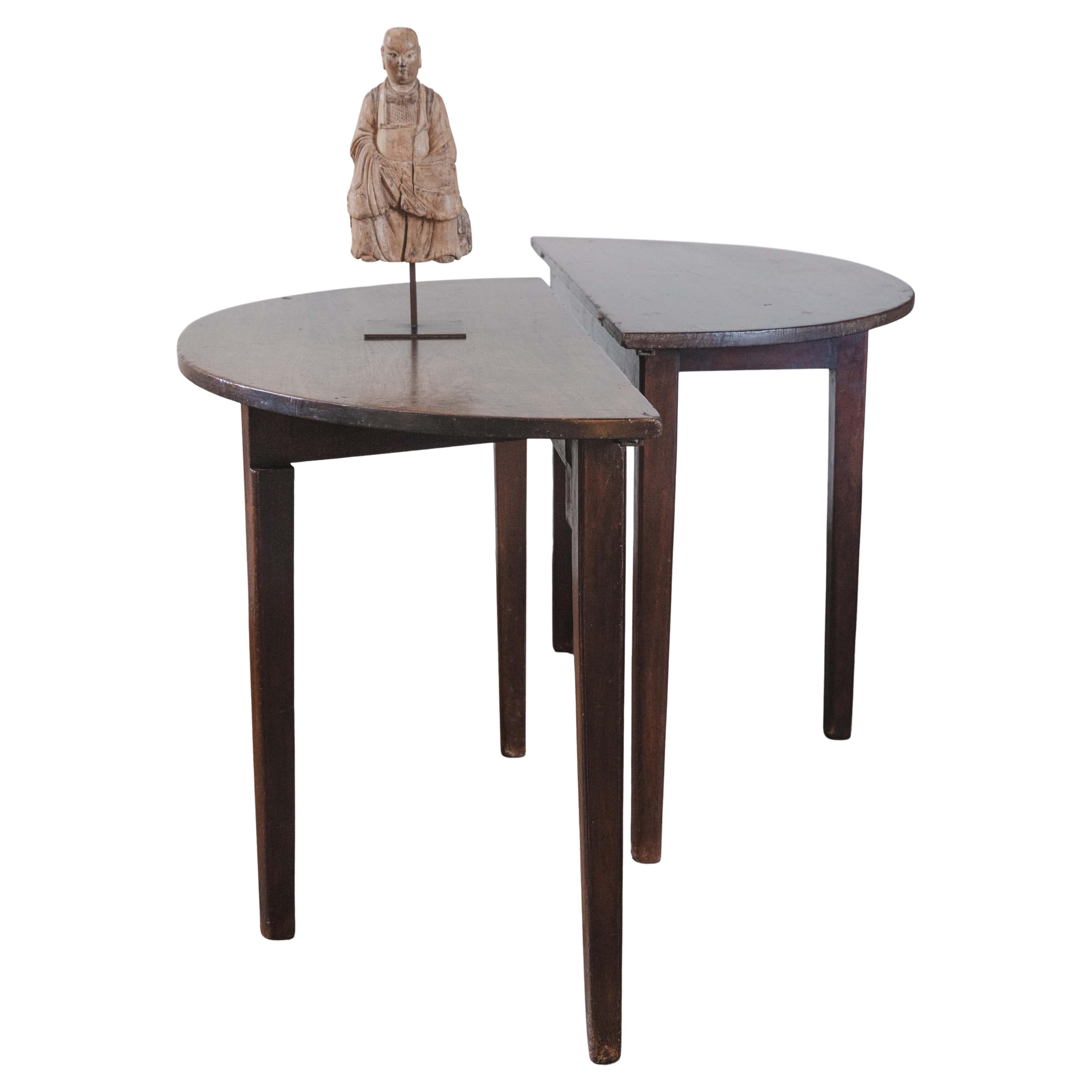 Pareja de mesas auxiliares georgianas Demi-Lune en venta